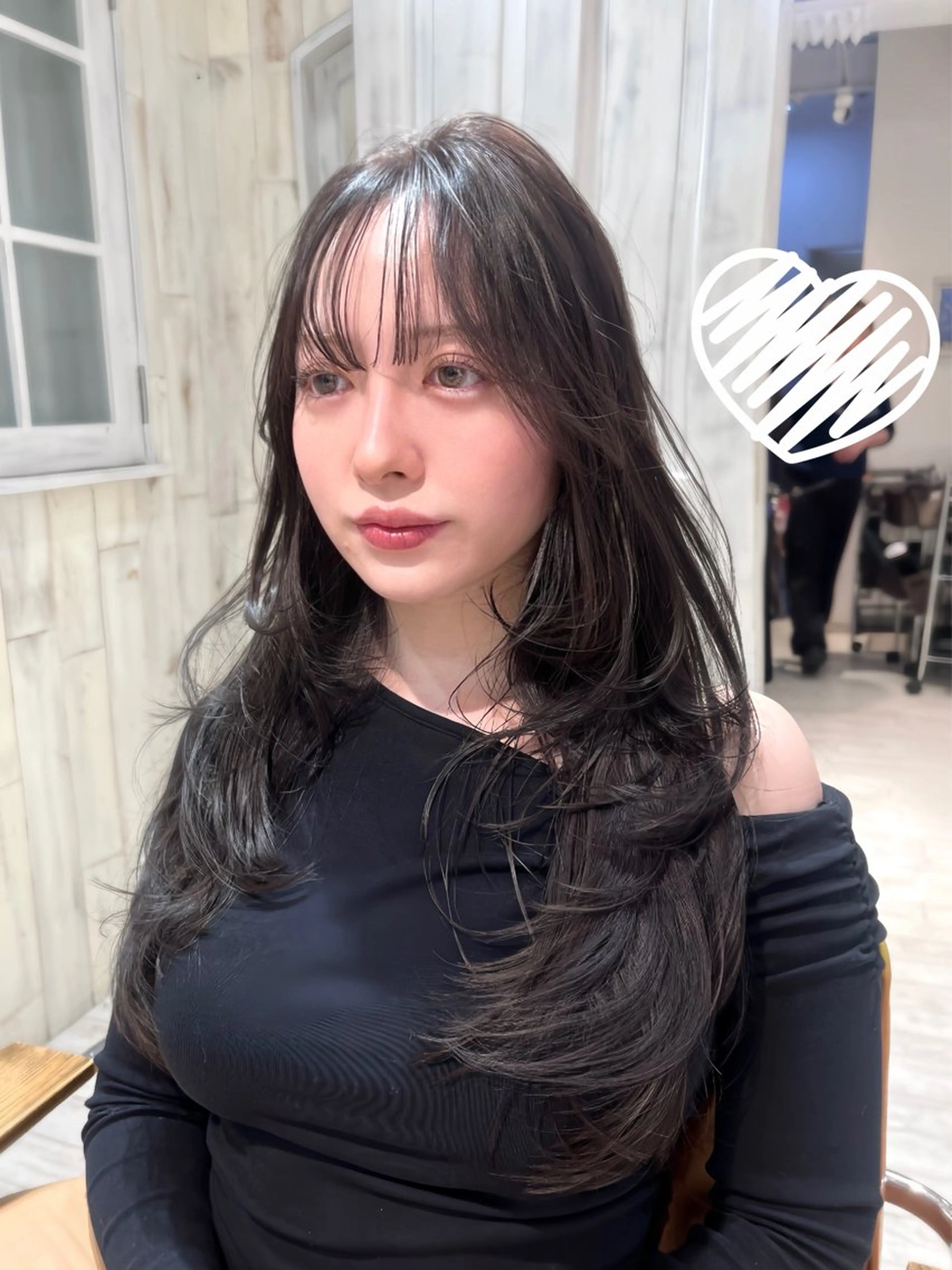 ロング カラー パーマ ヘアアレンジ 透明感カラー グレージュ くびれヘア 韓国風ヘア 似合わせカット カット ヘアカラー トリートメント レイヤーカット ✨️進藤ひかりのヘアスタイル