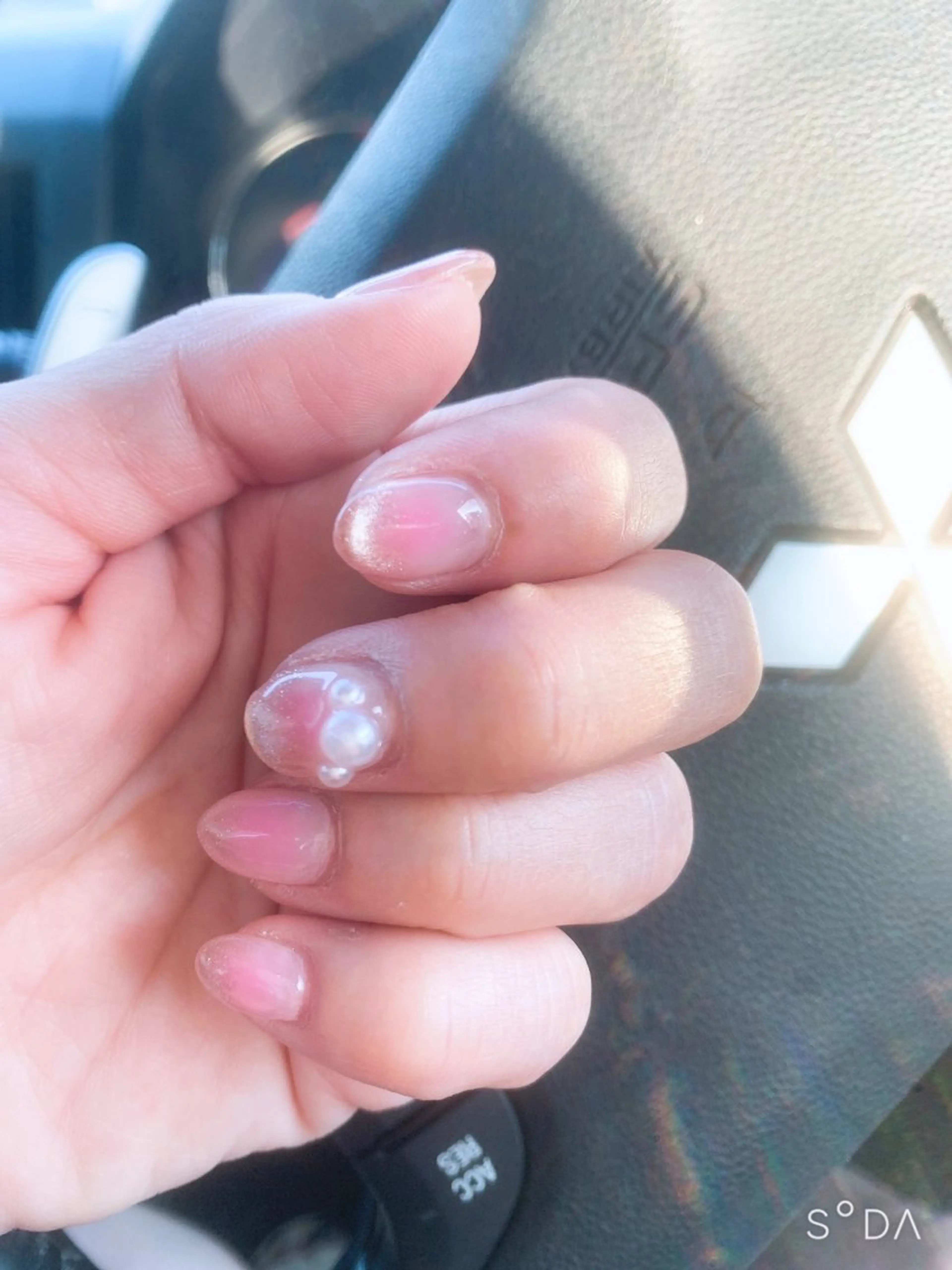 ネイル チークネイル 氷ネイル・うるうるネイル マグネットネイル SUZUKI Mのネイルデザイン