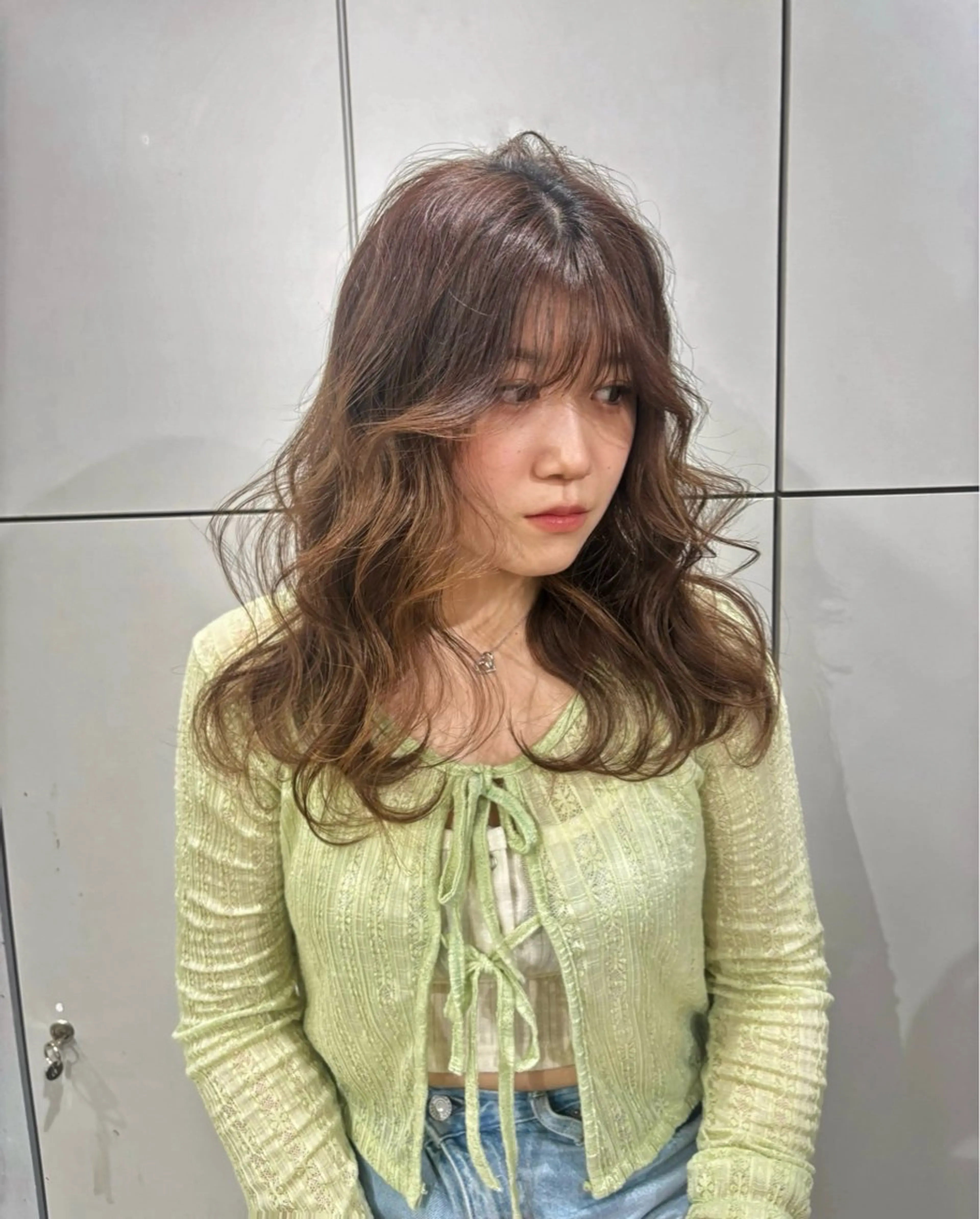 セミロング カラー ベージュカラー Yuna/ブリーチ なしベージュのヘアスタイル