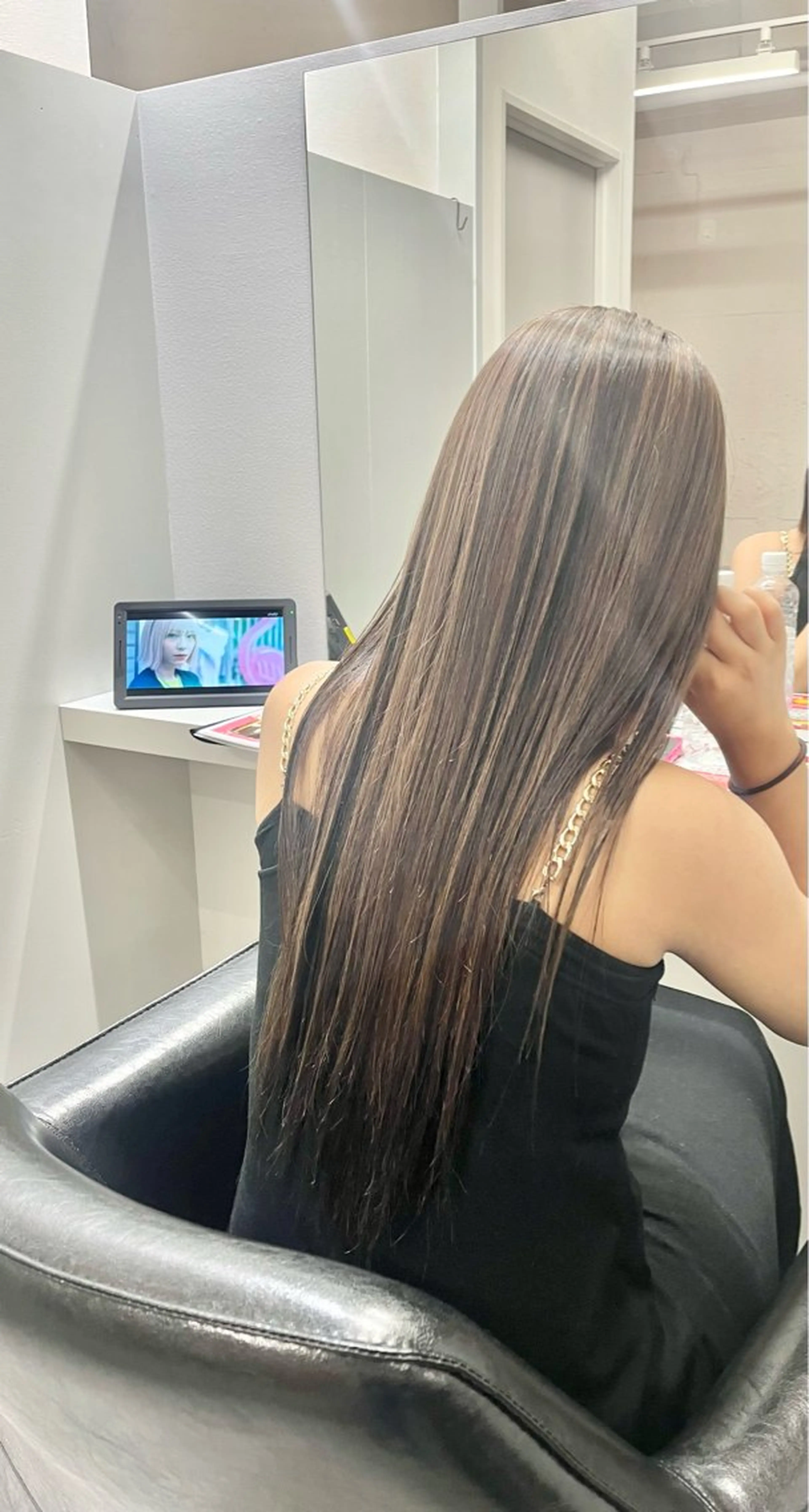 ロング カラー ヘアアレンジ 🍓艶髪/艶カラー ハイトーン/しんたにのヘアスタイル