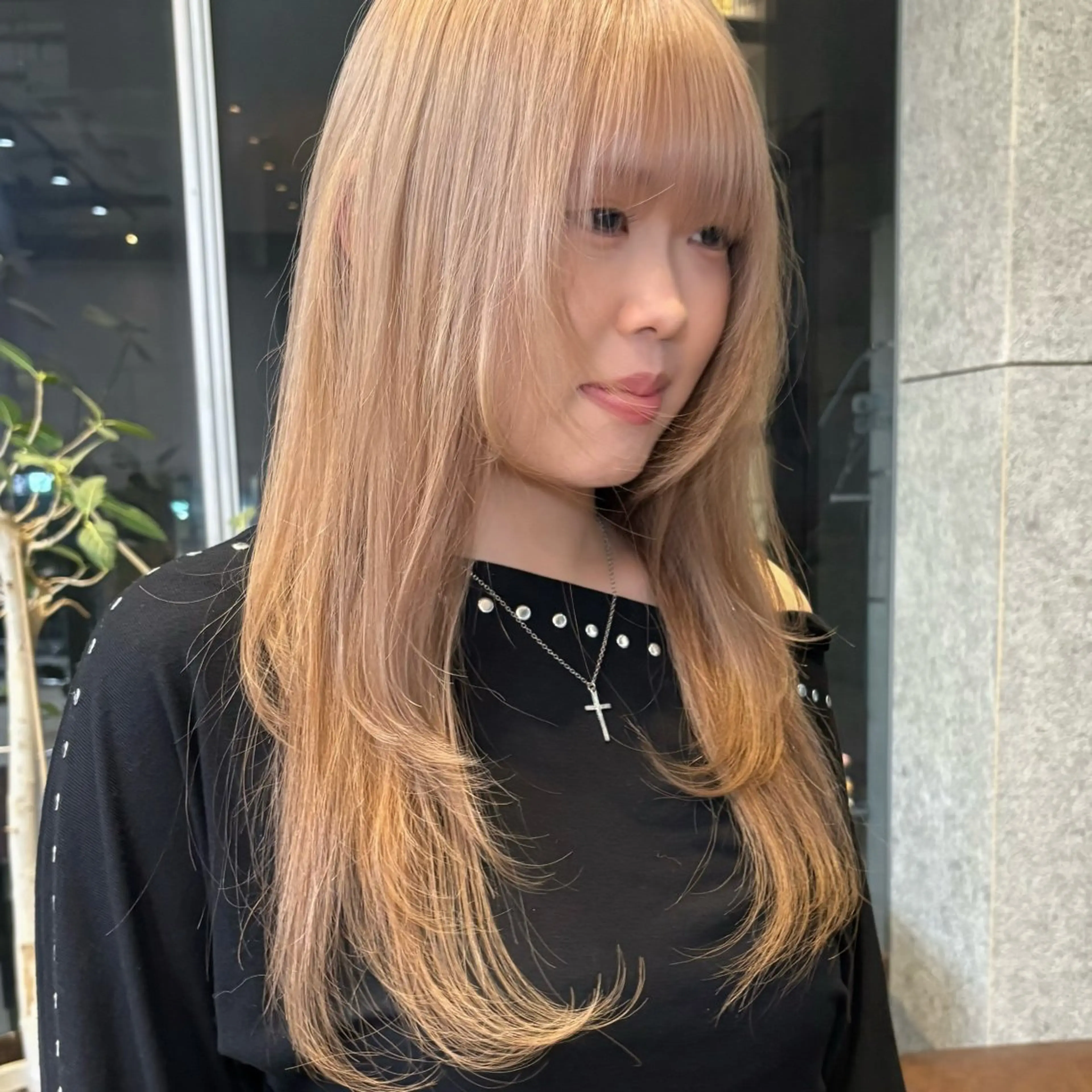 ロング カラー ヘアアレンジ ヘアカラー ブリーチカラー特化 🥣/渡邉日向のヘアスタイル