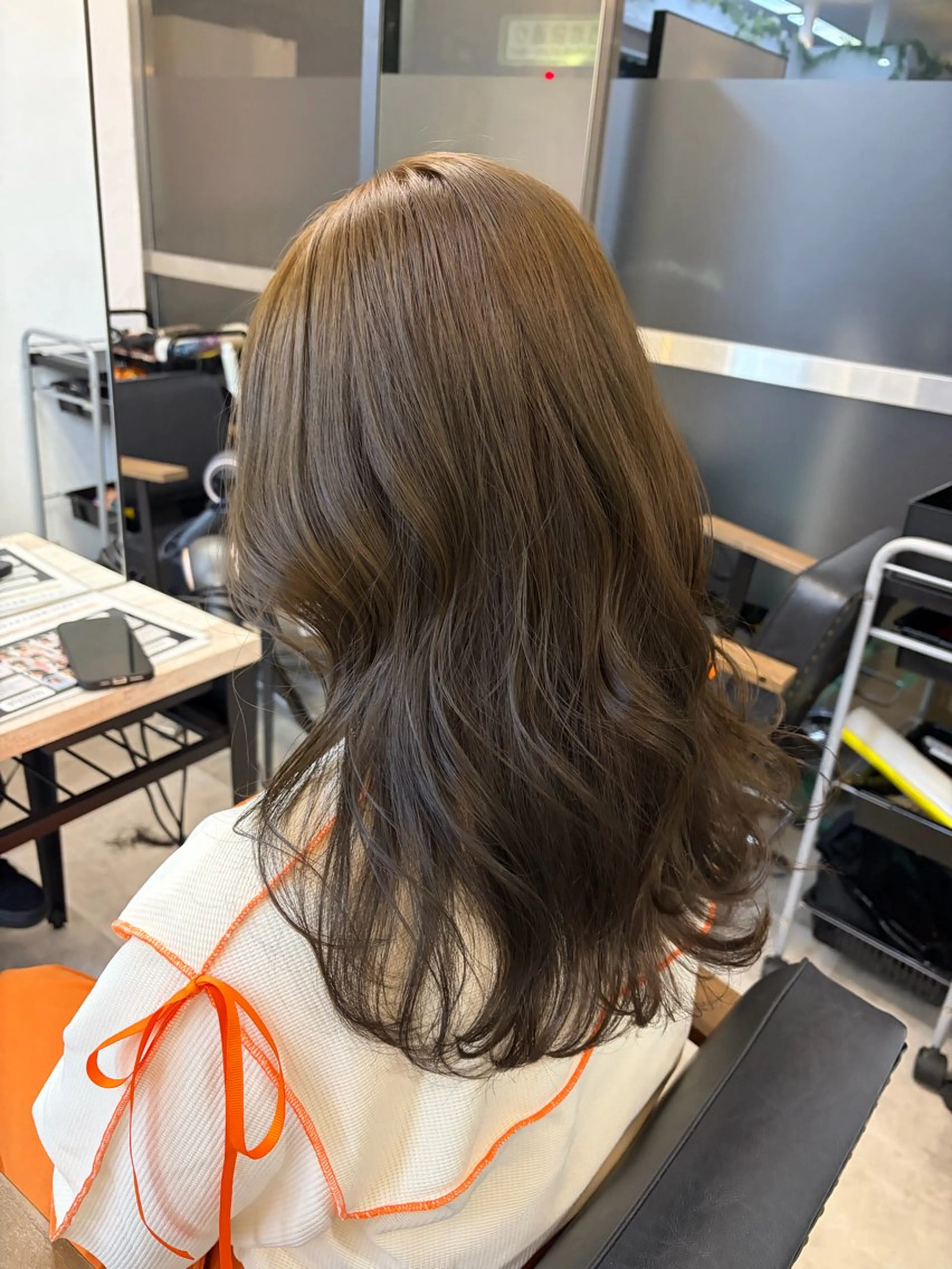 セミロング カラー 🥀韓国ヘア🥀 宮津真菜のヘアスタイル