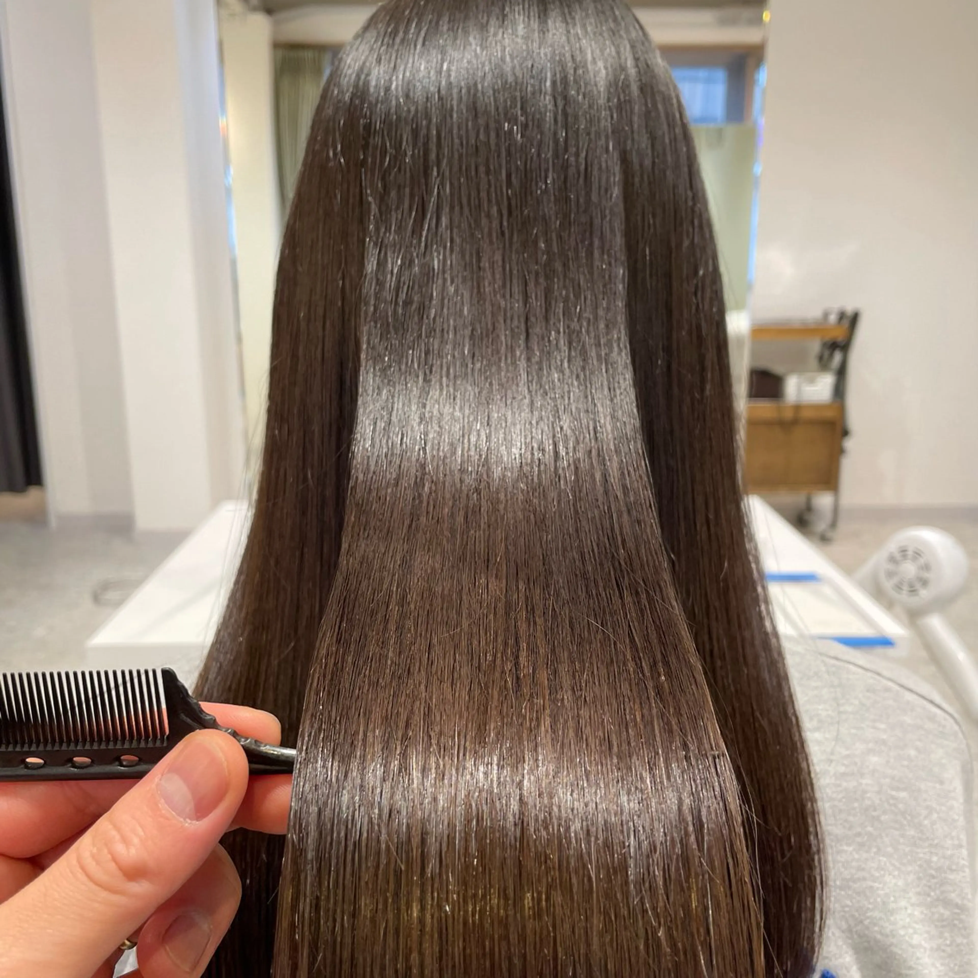 ✨ご新規様限定✨小顔カット＋【髪質改善】オイルグロスカラー＋トリートメントの写真