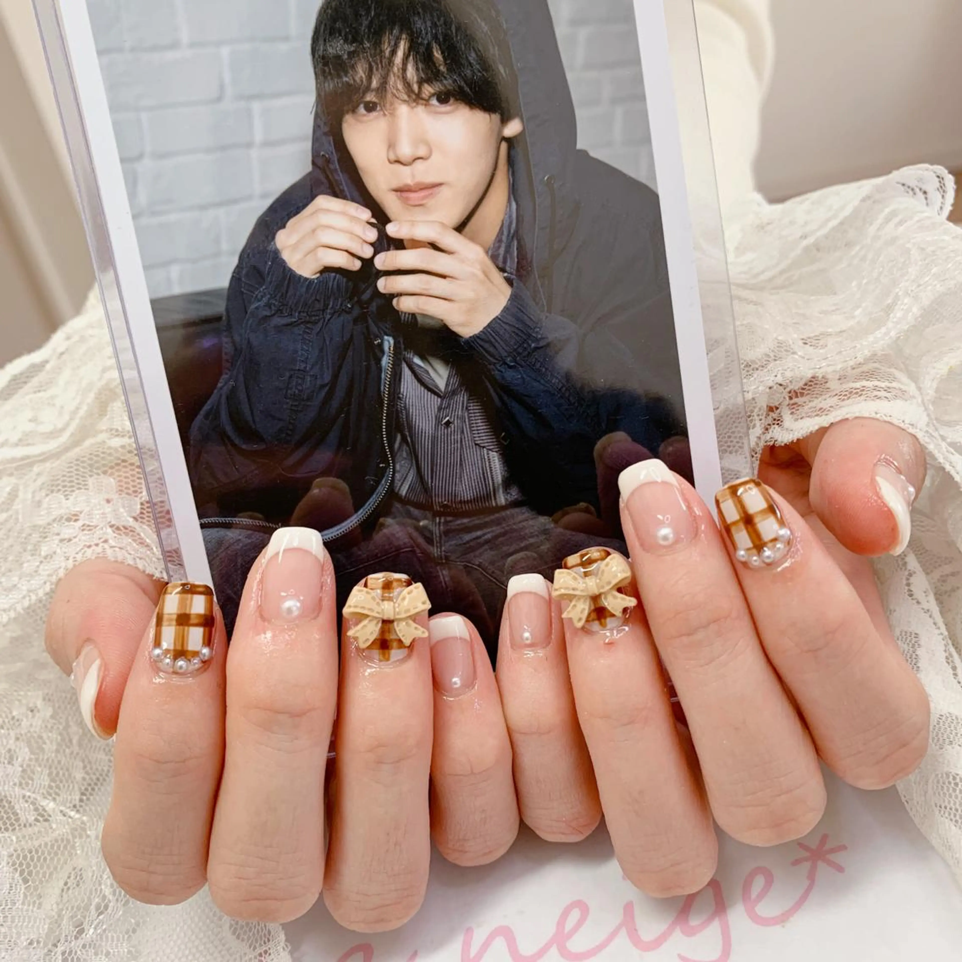 ネイル リボン ハンドネイル La neige* yuki 🥯🍑のネイルデザイン