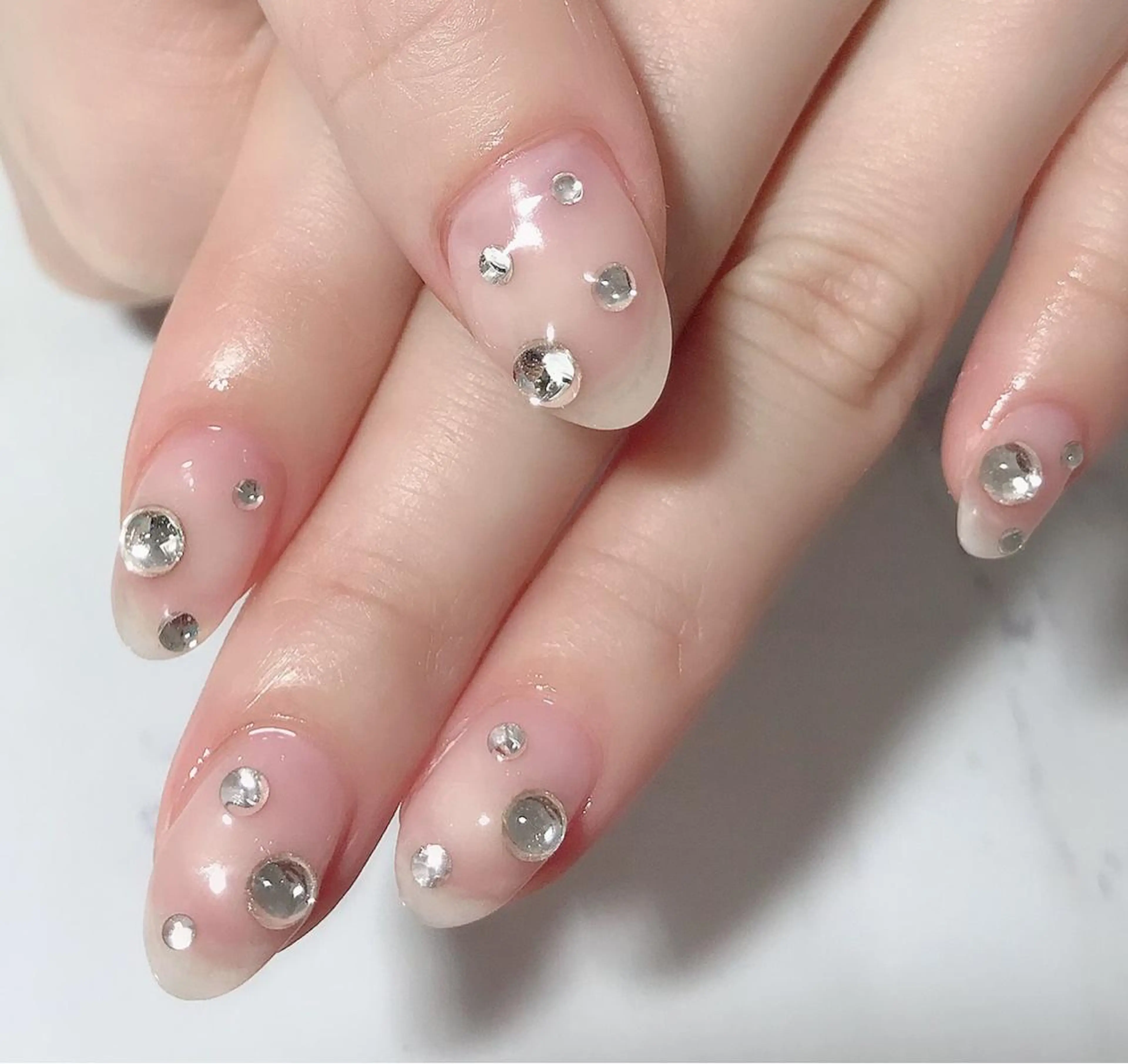ネイル アートネイル ストーンネイル private  nail  salon RIRI所属・RIRI リリのネイルデザイン