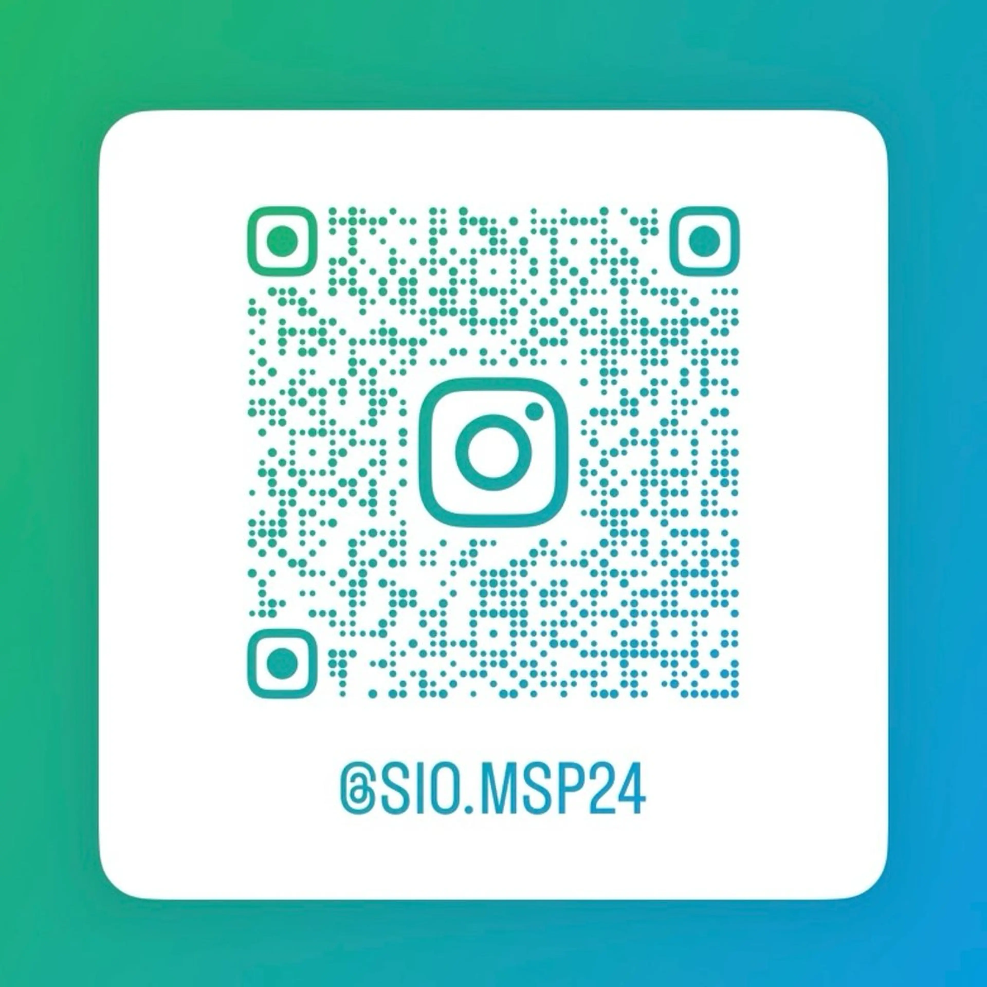 カラー 簡単に巻けるレイヤー カットオリーブカラーのヘアスタイル