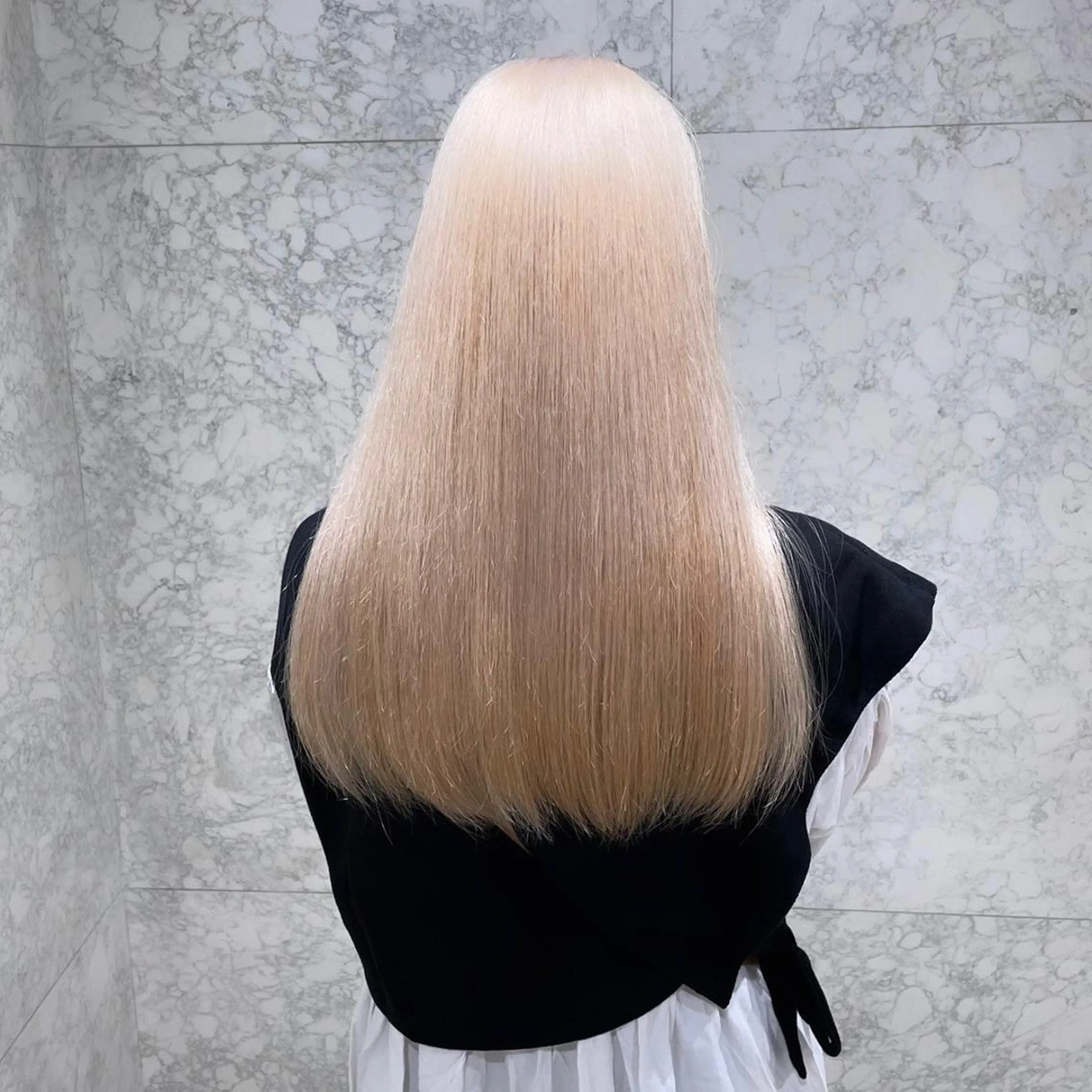 ロング カラー パーマ ヘアアレンジ メンズ キッズ ネイル マツエク・マツパ アイブロウ メンズバレイヤージュ メンズブリーチ フェードカット メンズハイライト メンズハイトーン 髪質改善🇰🇷 レイヤーカット/梅田のヘアスタイル