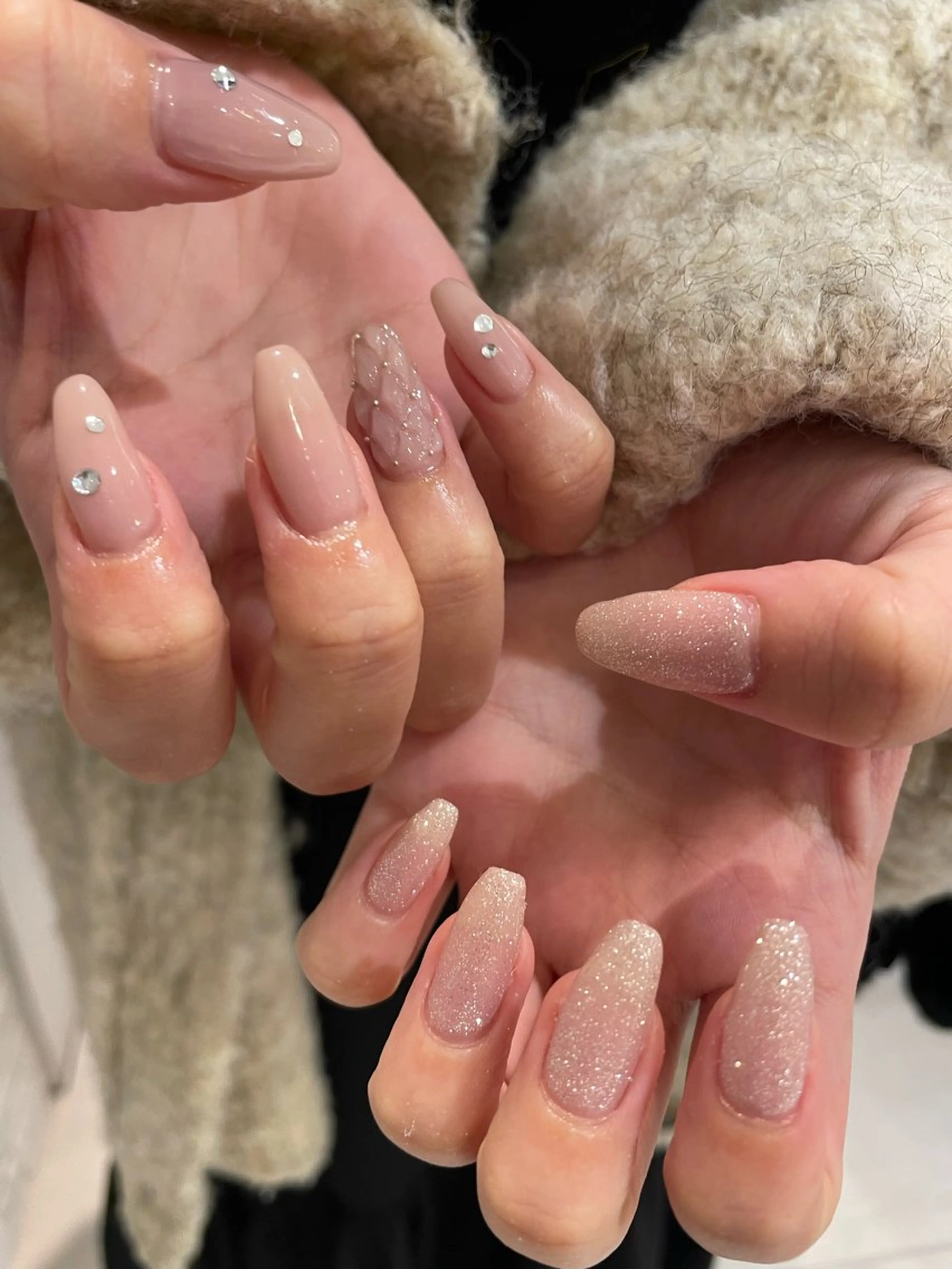 セミロング 尾張 玖羽のネイルデザイン