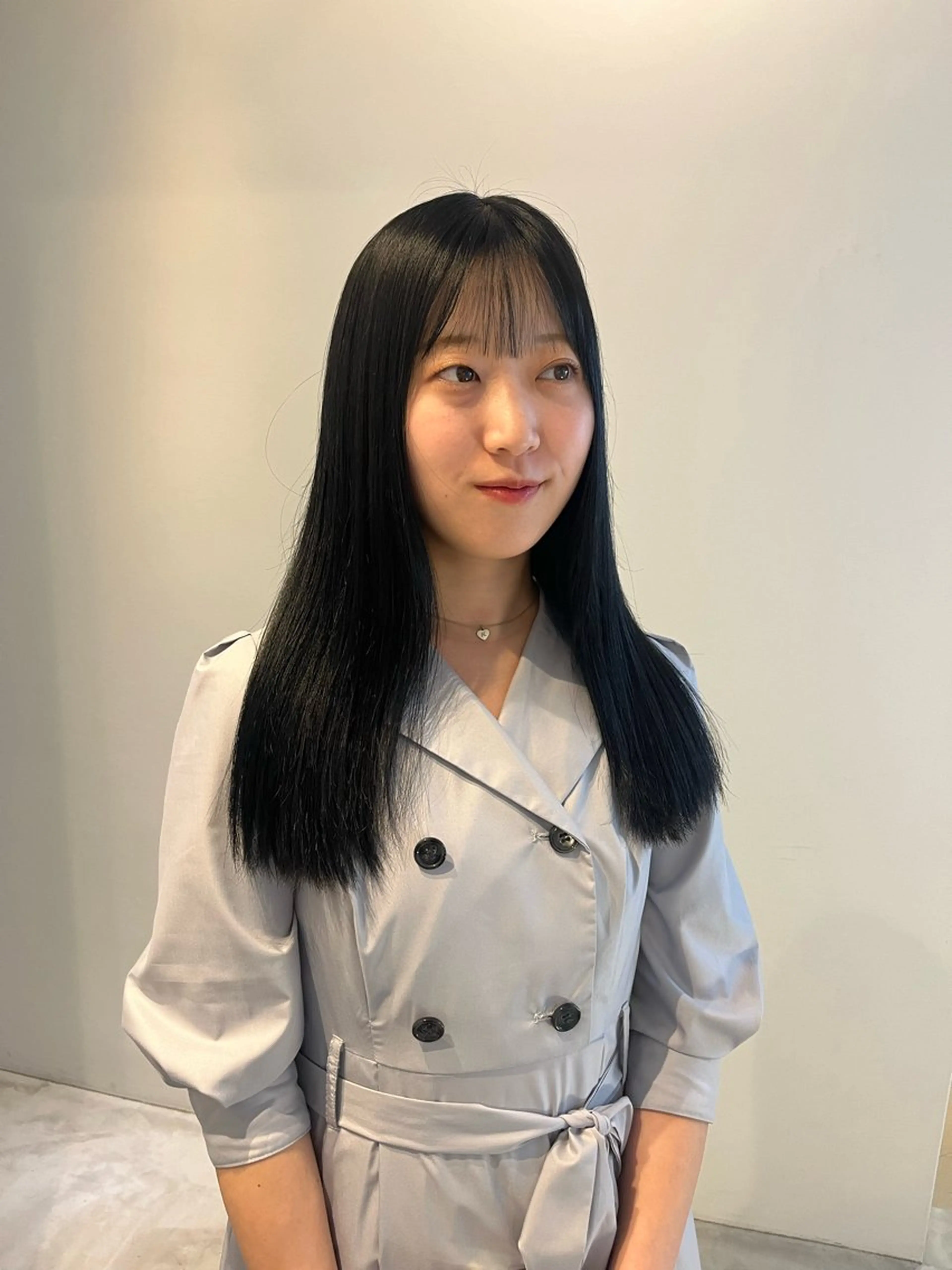 セミロング ALLYS 渋谷店所属・最高級の艶のある カラーmei🎨のヘアスタイル