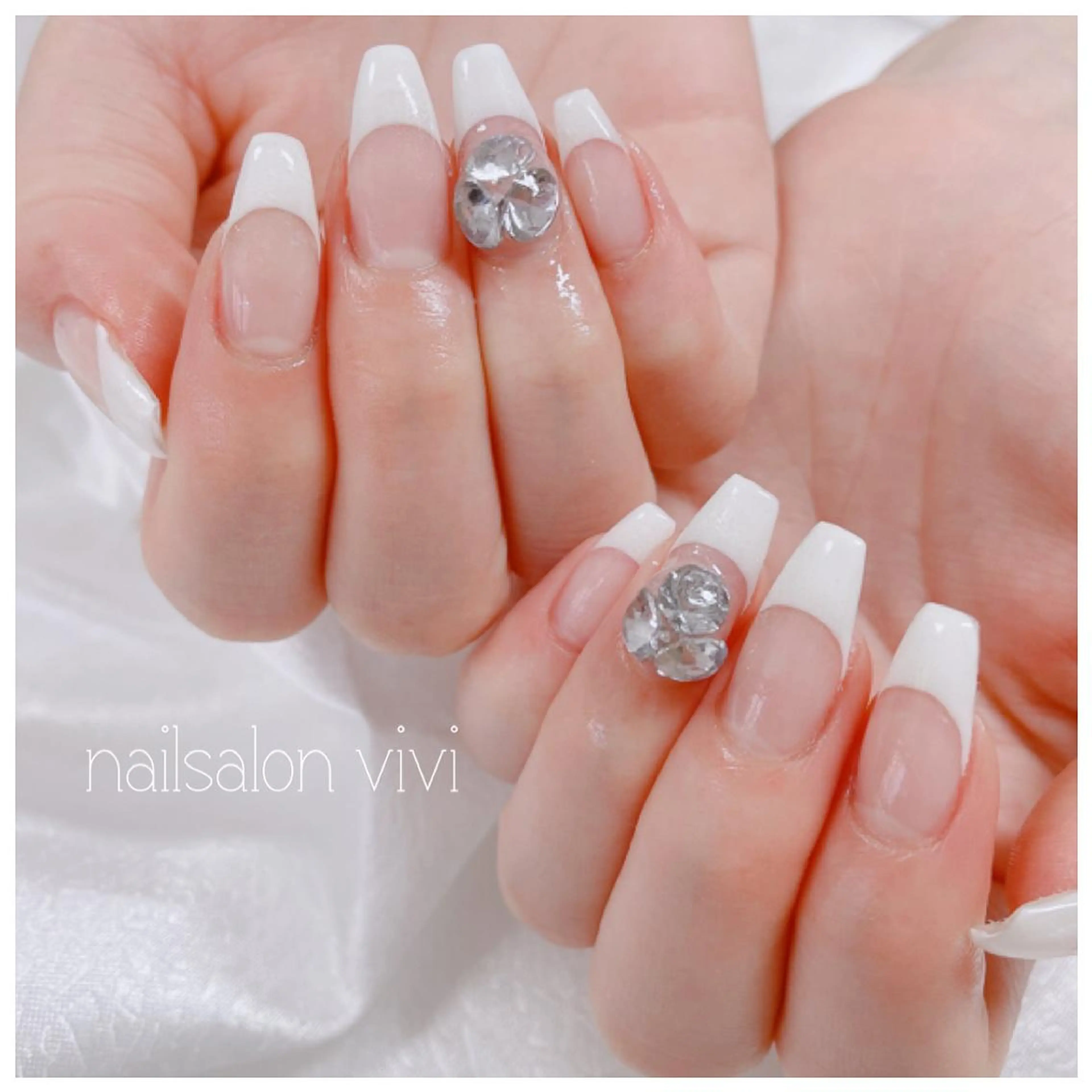 ネイル ＶＩＶＩ nailsalonのネイルデザイン