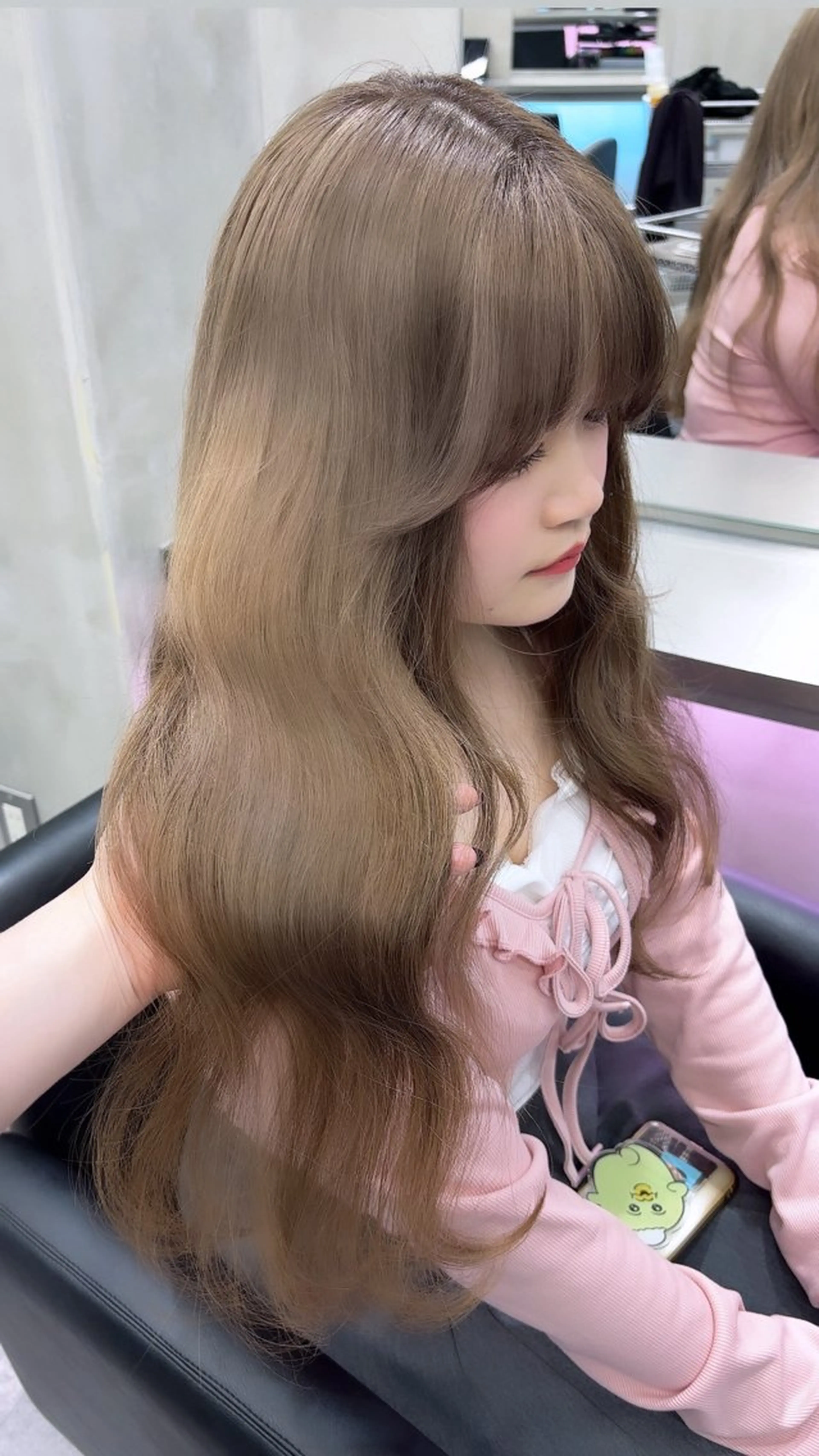 カラー ベージュカラー ブリーチ 透明感カラー ブリーチなしカラー the path sora♡のヘアスタイル
