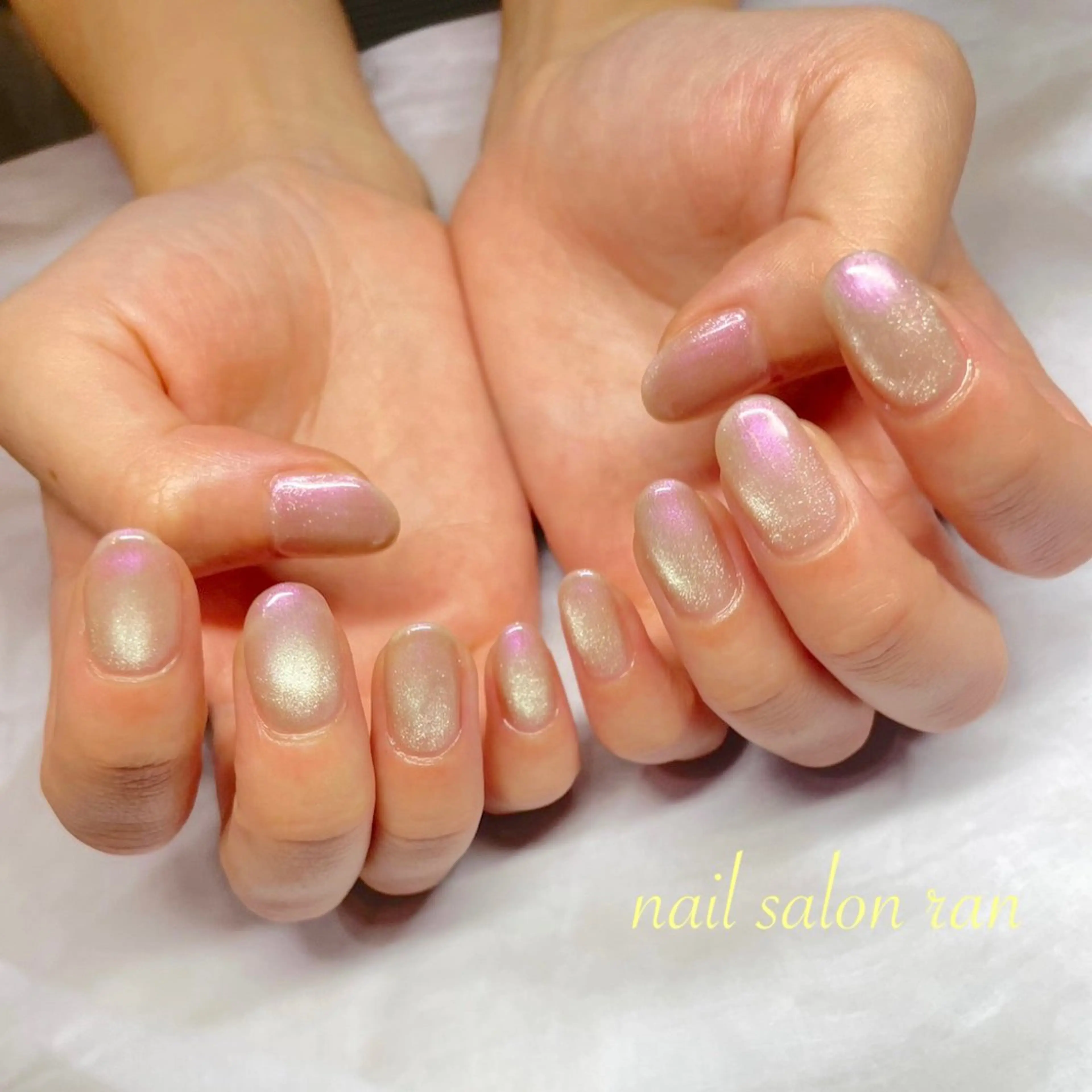 ネイル オーロラネイル マグネットネイル ワンカラーネイル ハンドネイル nailsalon ranのネイルデザイン