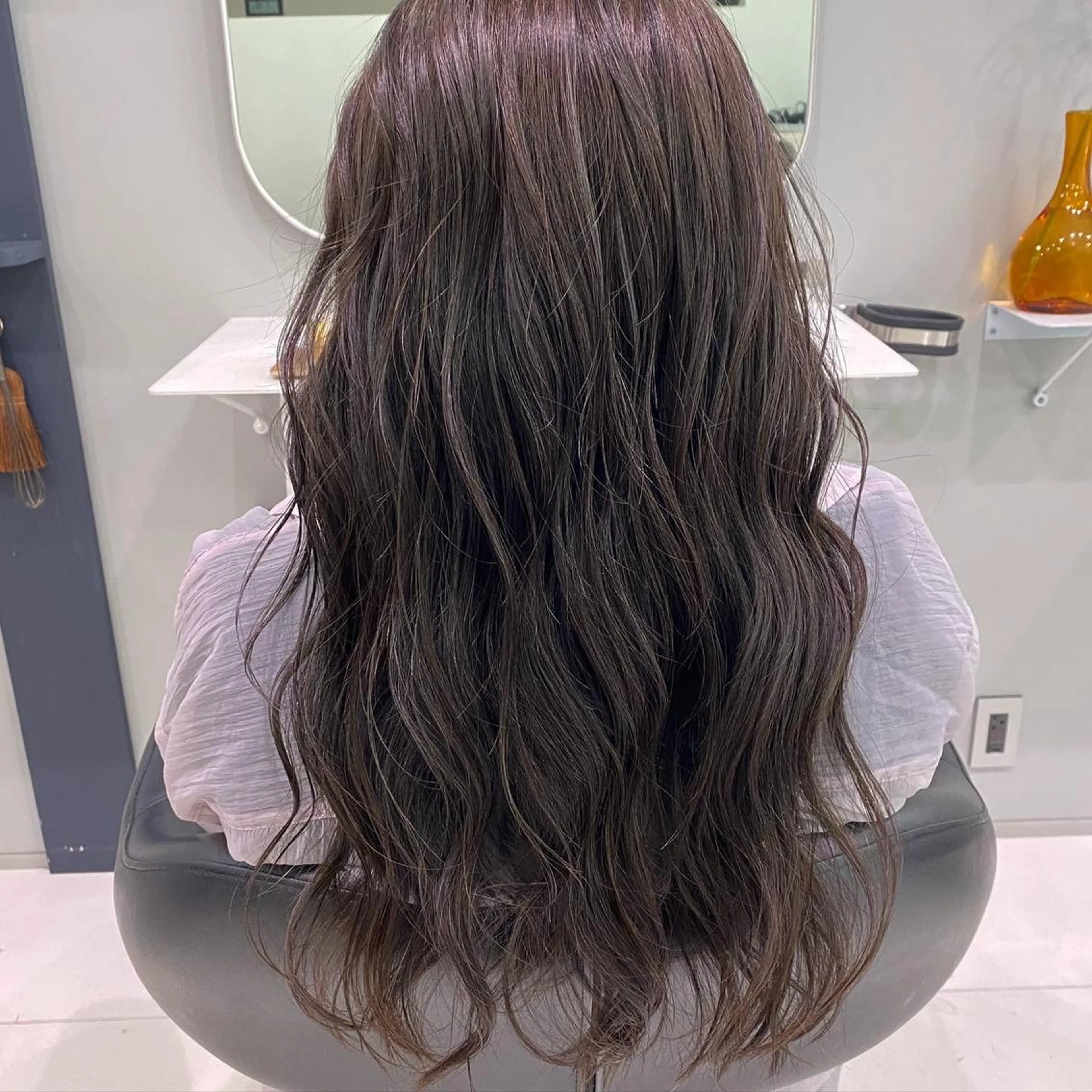 ロング カラー ベージュカラー ハイライトカラー オリーブベージュ ハイライト ヘアカラー トリートメント 【GUK】 🌻RINA🌻のヘアスタイル