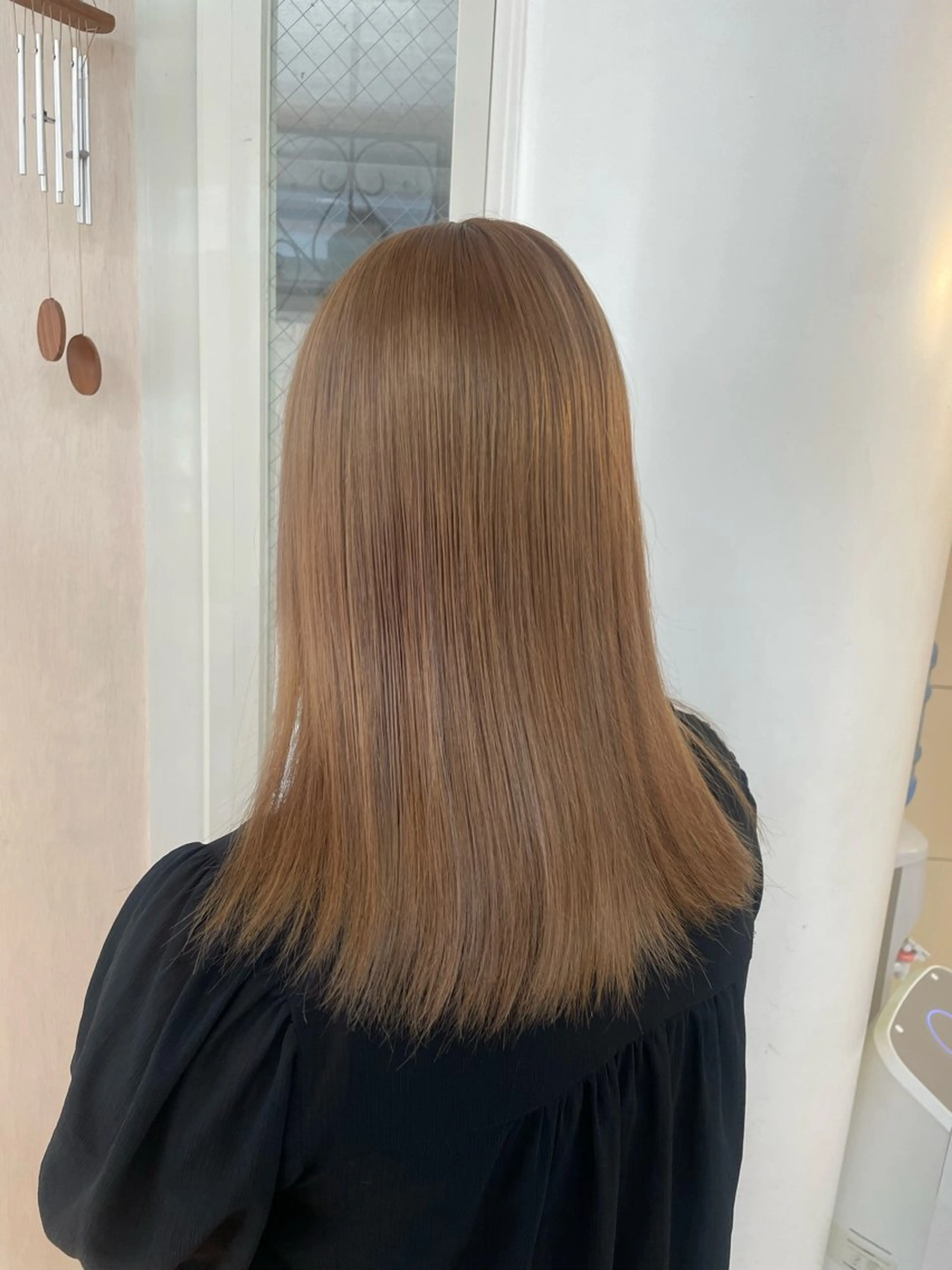 セミロング ヘアカラー miyabi/ eMuのヘアスタイル