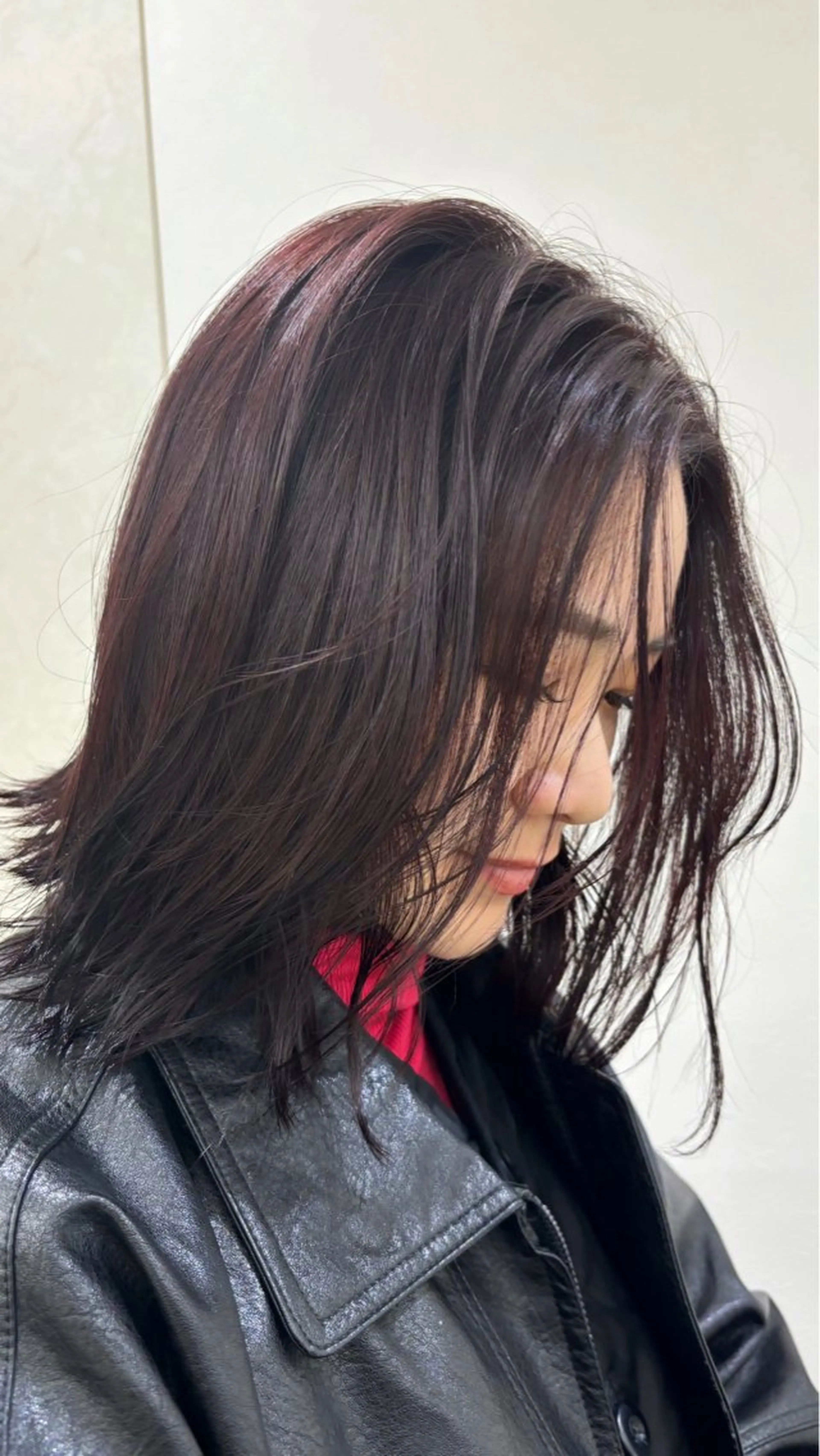 ミディアム カラー レッドカラー ボブ momo /ニュアンスレイヤーのヘアスタイル