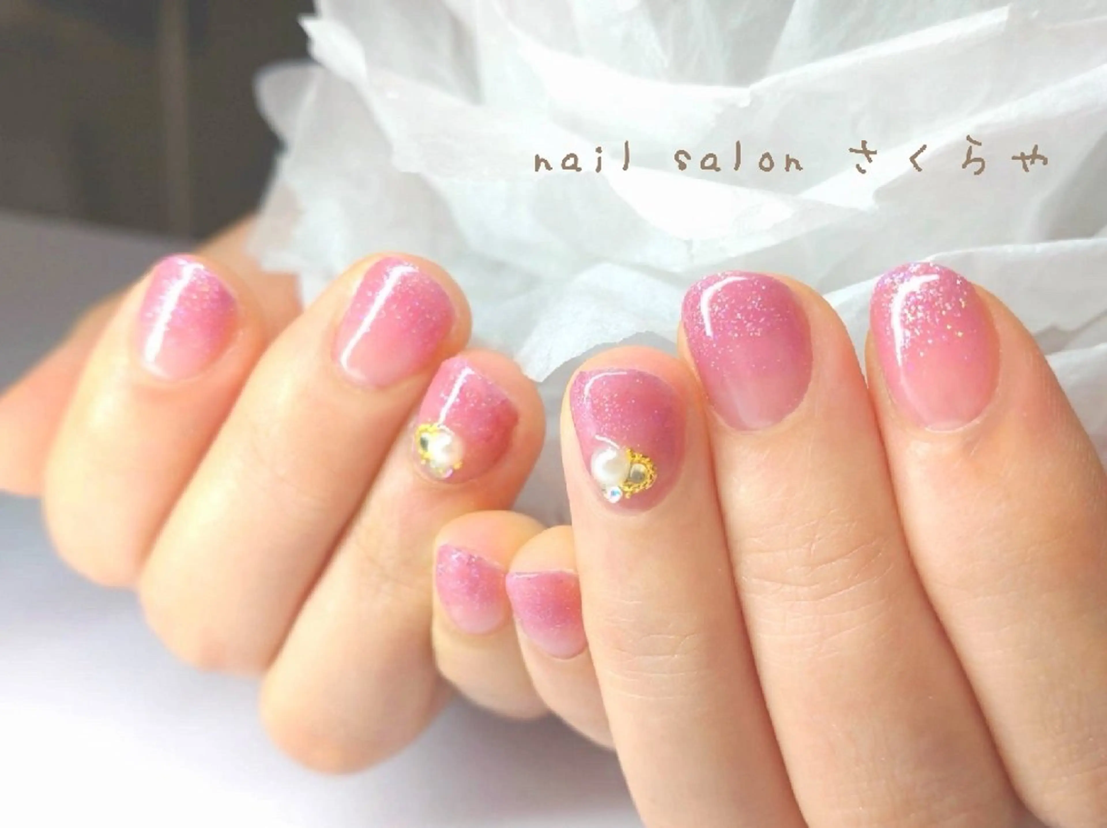 ハンドネイル さくらや❤ パラジェル使用のネイルデザイン