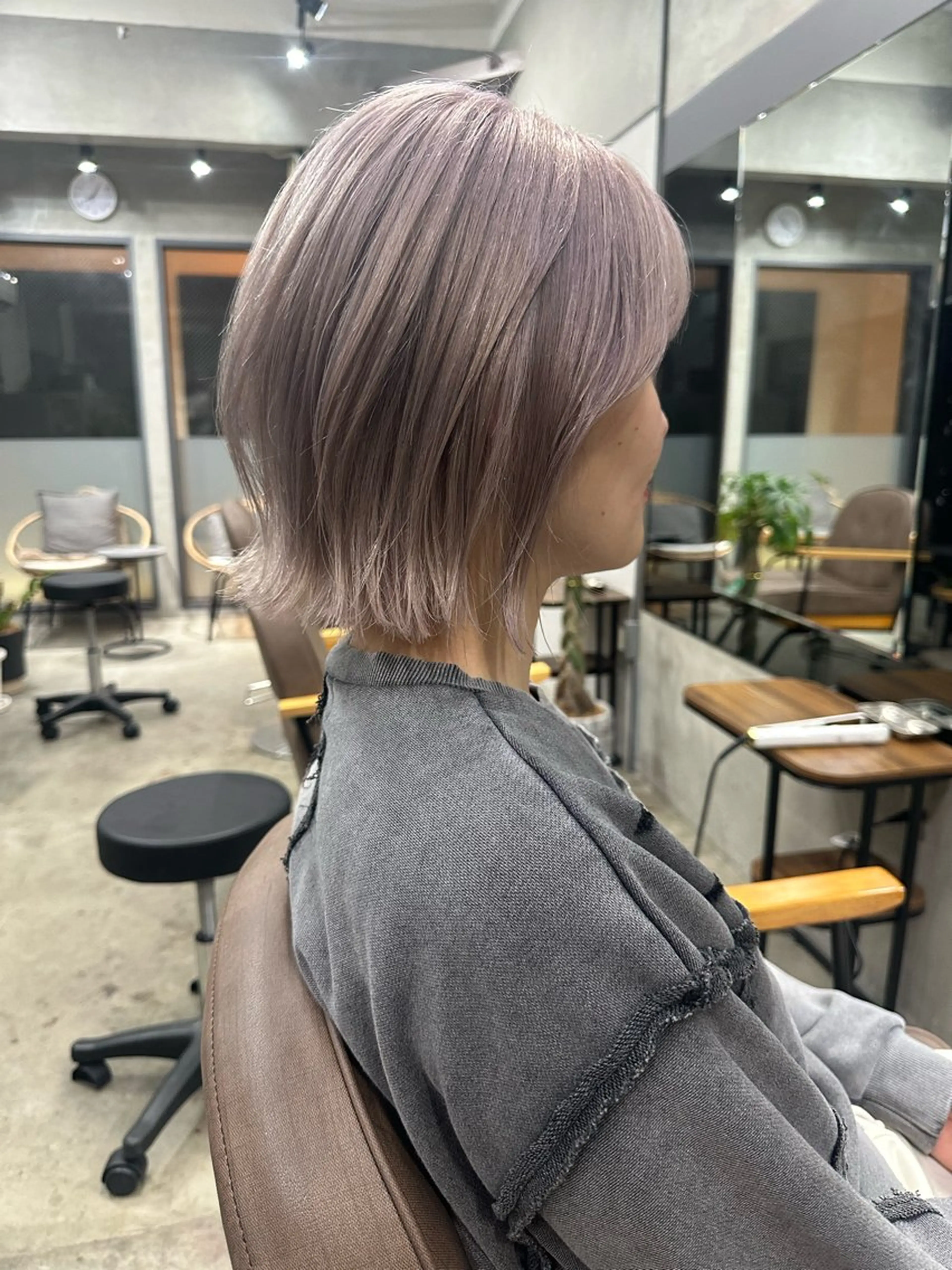 ミディアム ピンクラベンダー ヘアカラー AiM エイム　韓国レイヤーのヘアスタイル