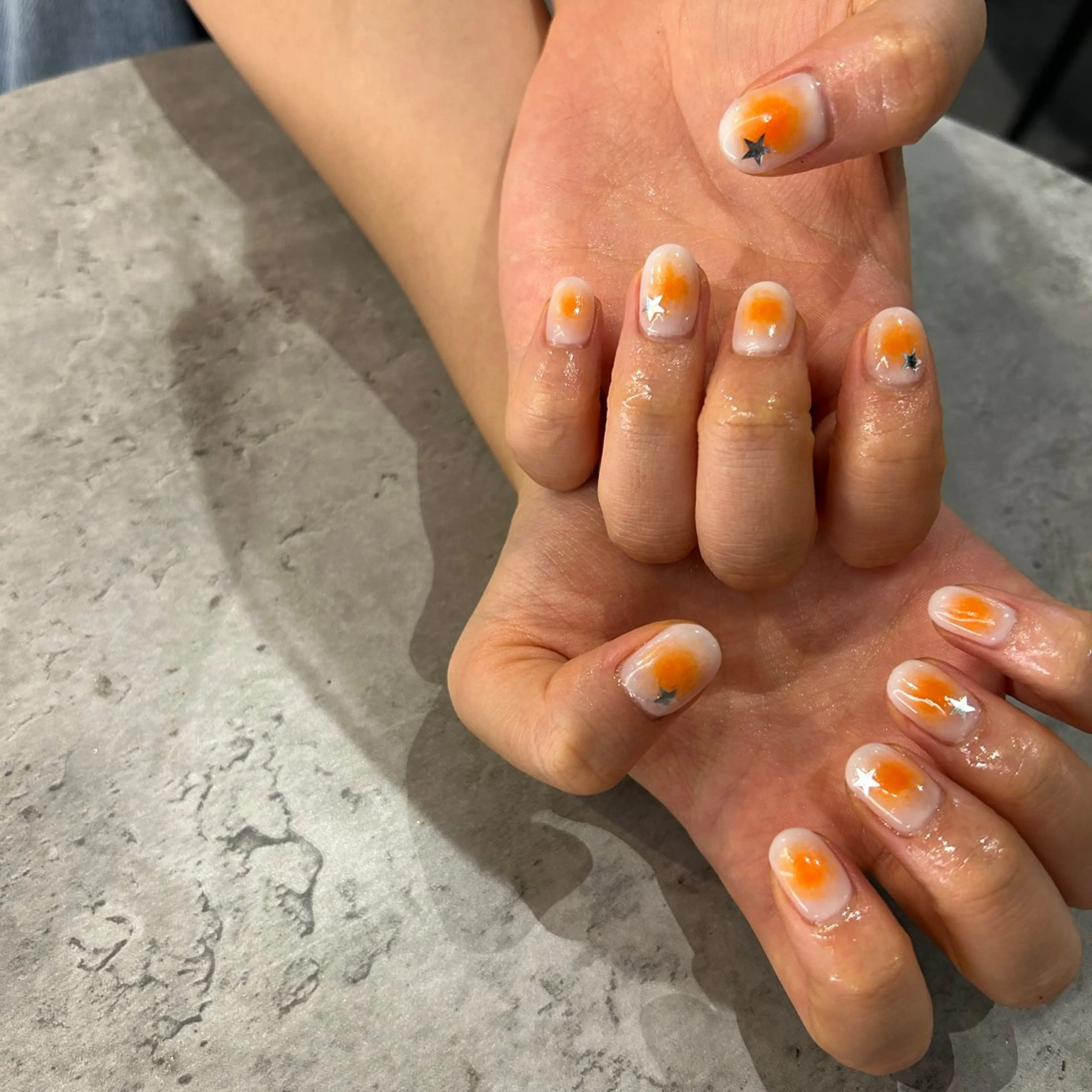 ネイル チークネイル ハンドネイル sayaka 🩰のネイルデザイン