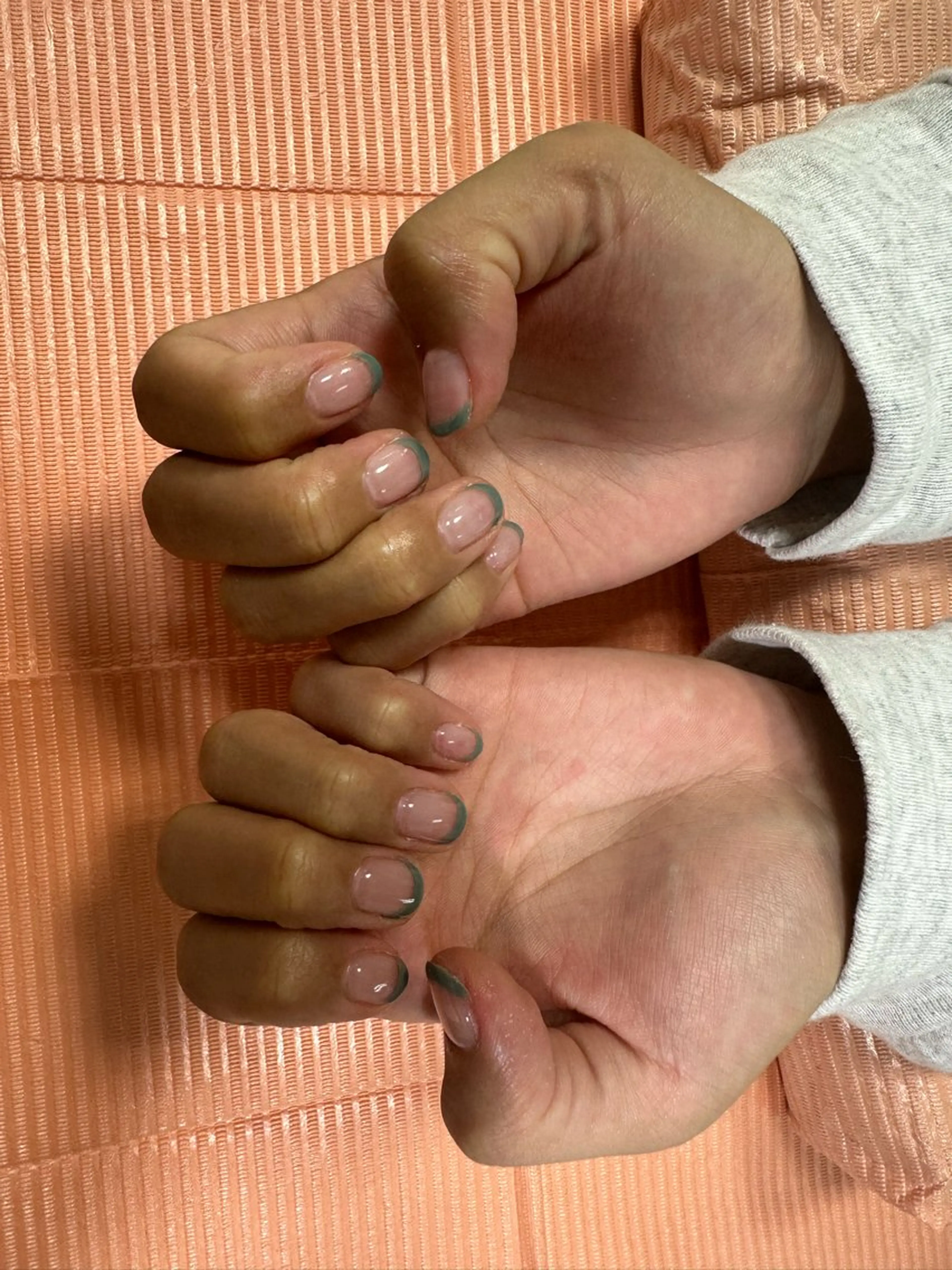 ネイル フレンチネイル グリーン Eyelash＆nail Buena 高円寺店所属・【Jr.ネイリスト】 💜serina💜のネイルデザイン