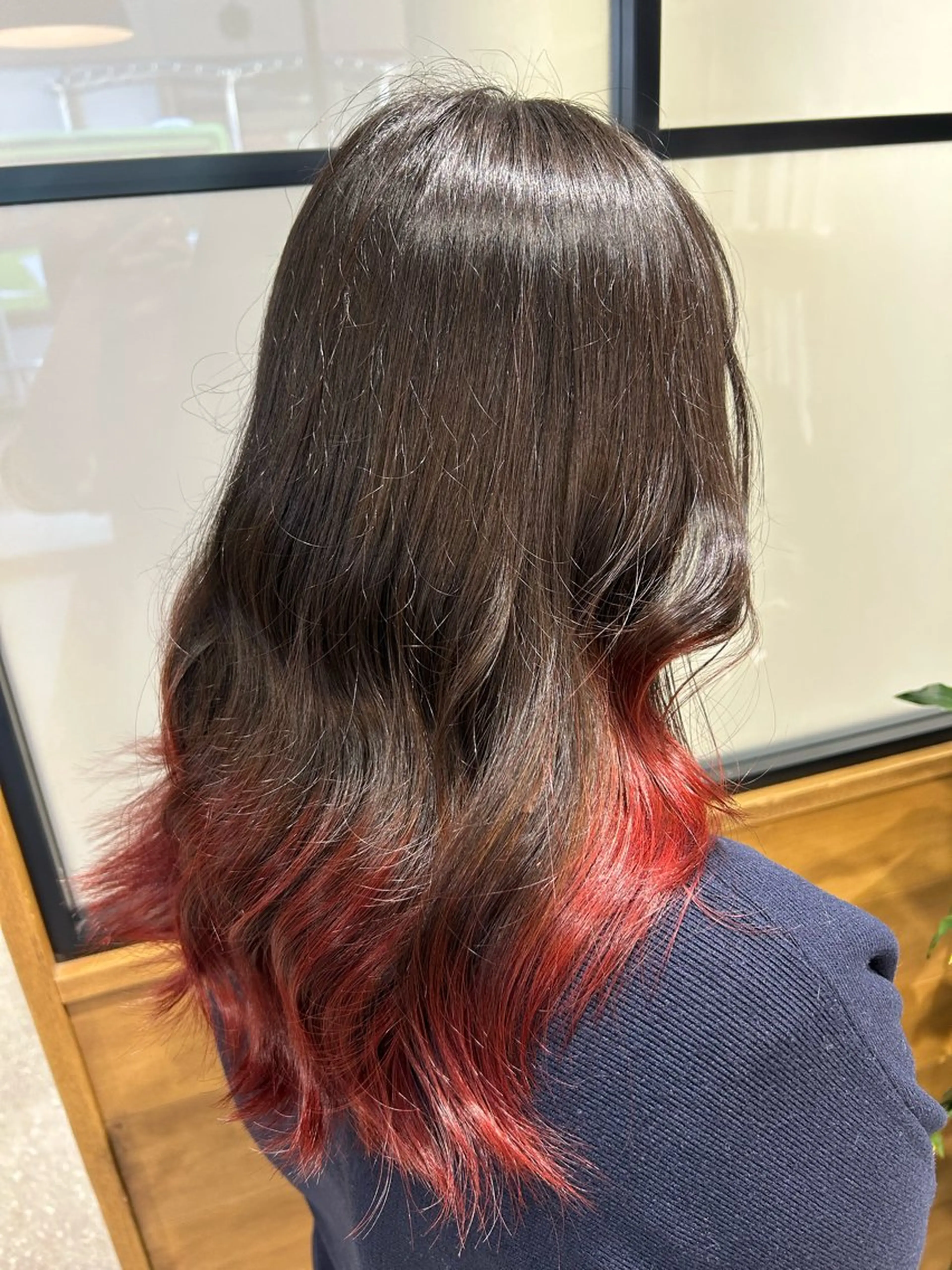 ロング やなぎさわ はるなのヘアスタイル