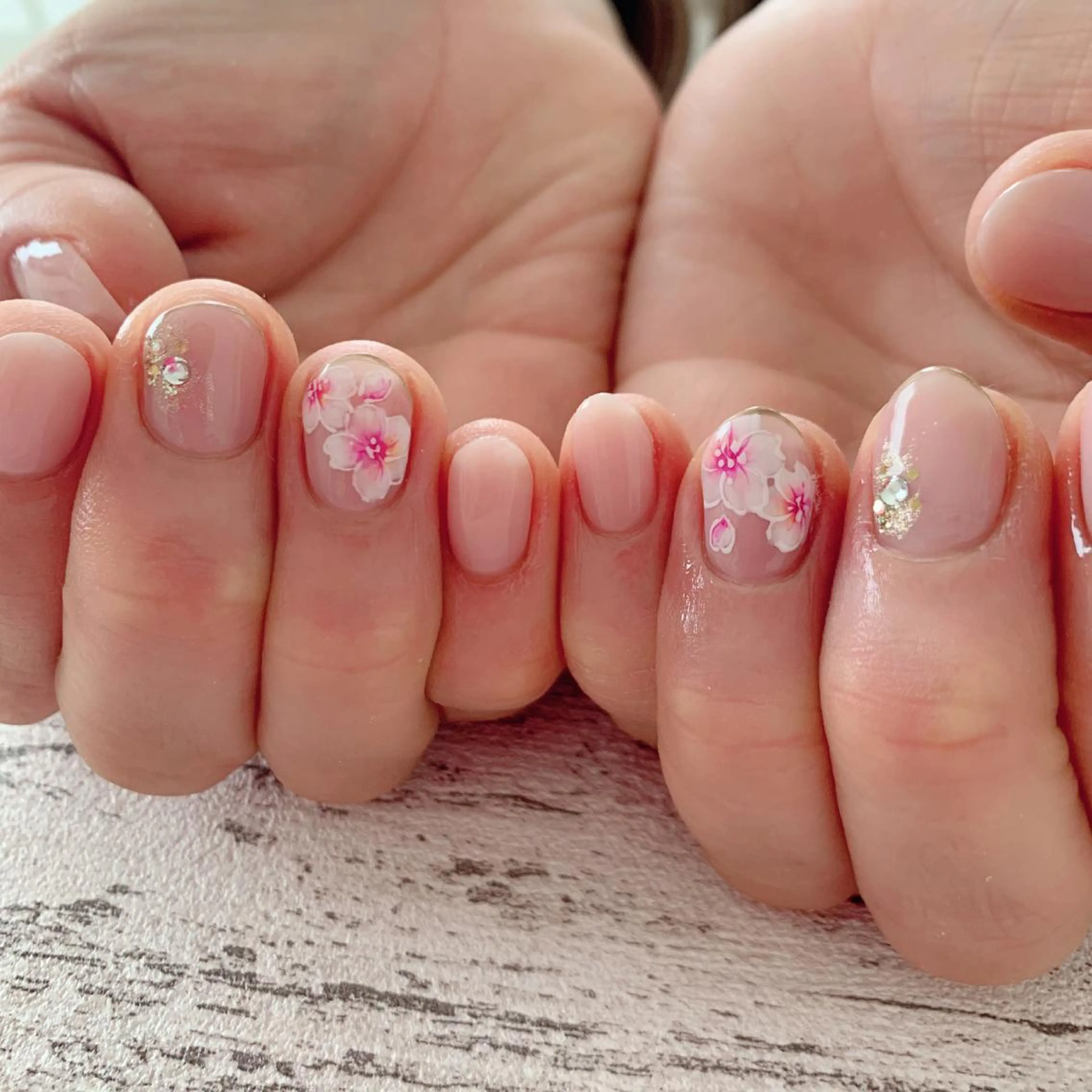 ネイル 桜ネイル 春日井ネイルサロン iroのネイルデザイン