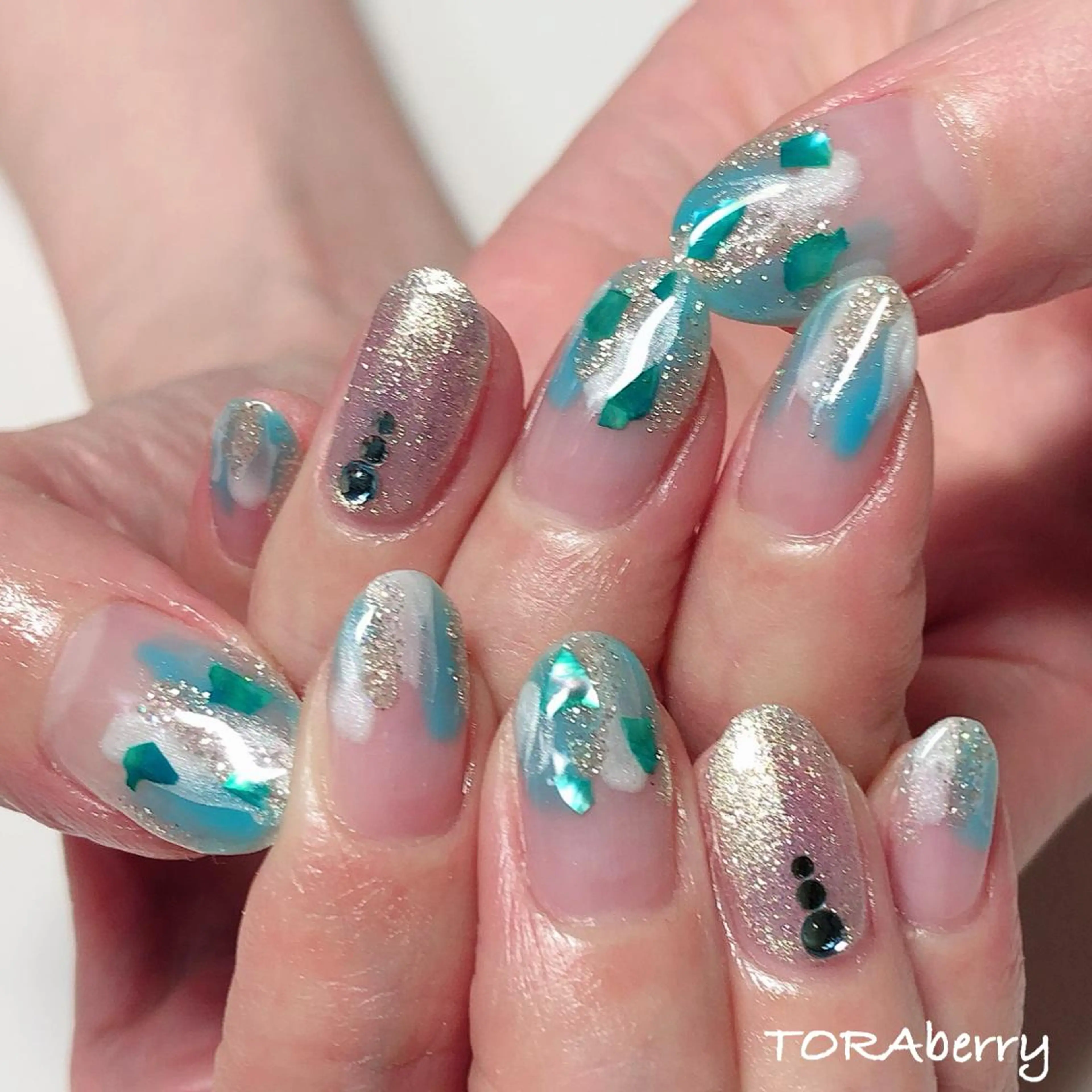 ネイル ニュアンスネイル ハンドネイル ネイリスト なつみのネイルデザイン