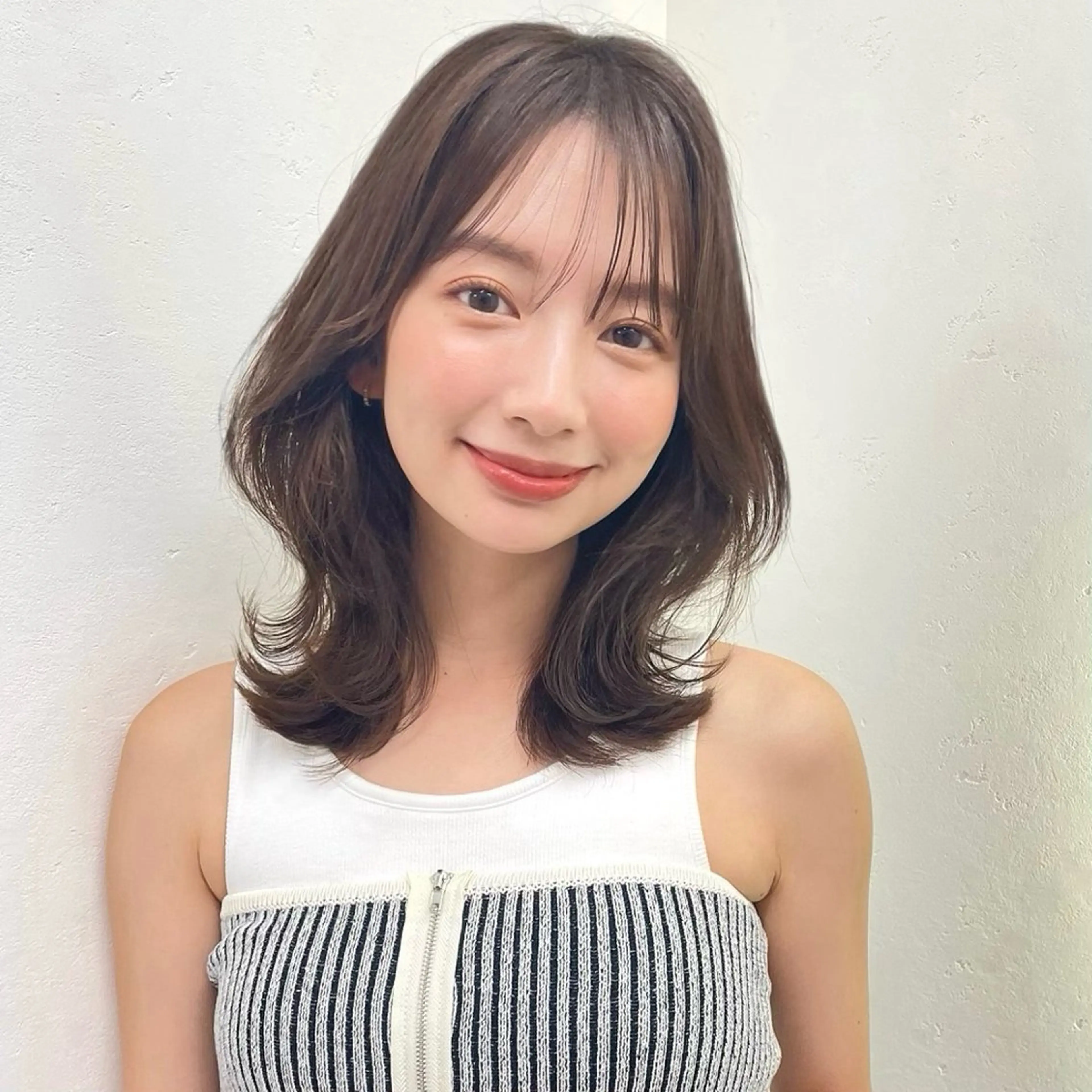 ミディアム カラー くびれヘア レイヤーカット カット ヘアカラー トリートメント TOI所属・内野   龍海 / レイヤーカットのヘアスタイル