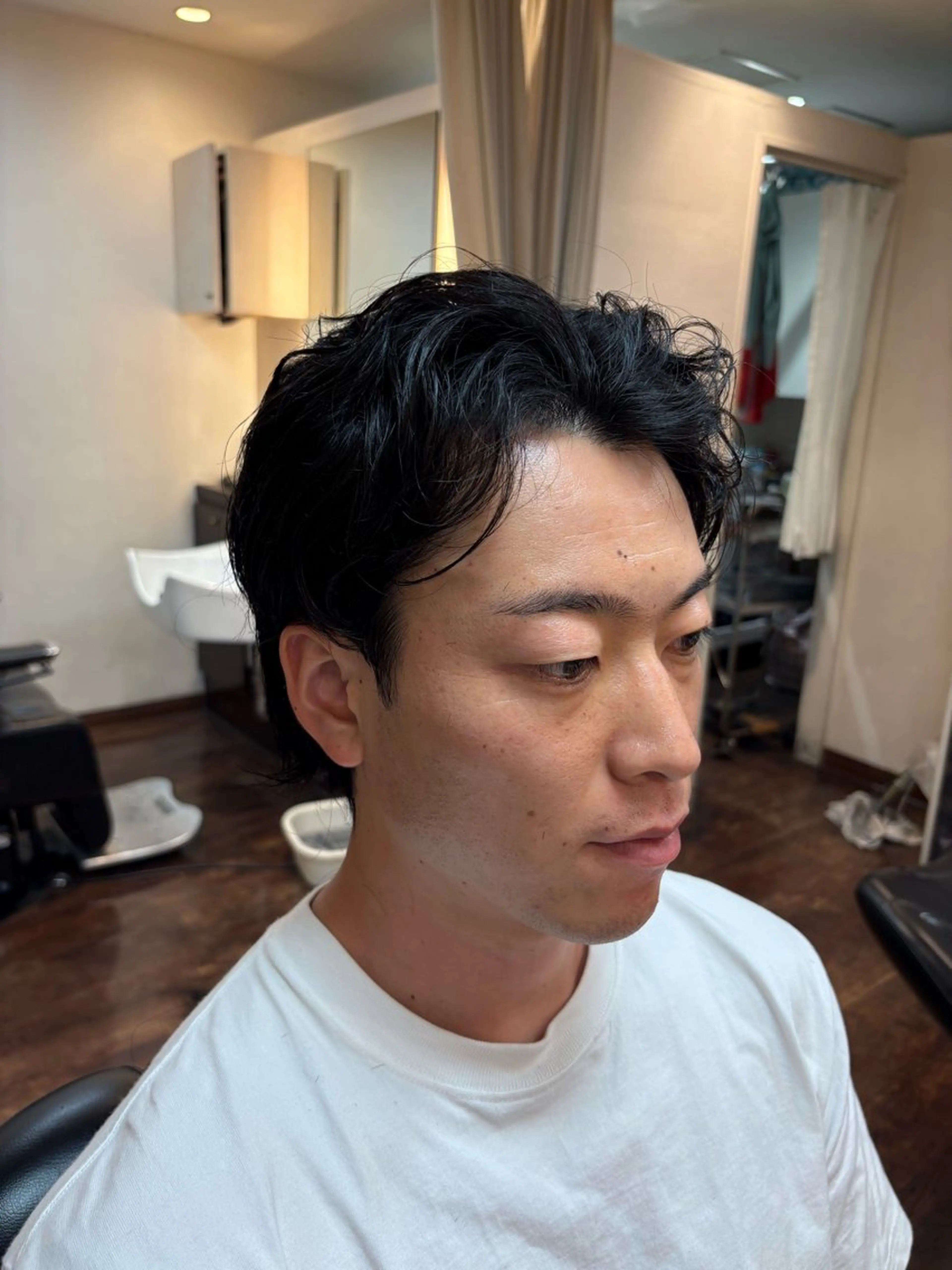 ミディアム メンズ ミディアムパーマ メンズパーマ ツーブロック りよう室ZANGIRI所属・吉田 秀斗のヘアスタイル