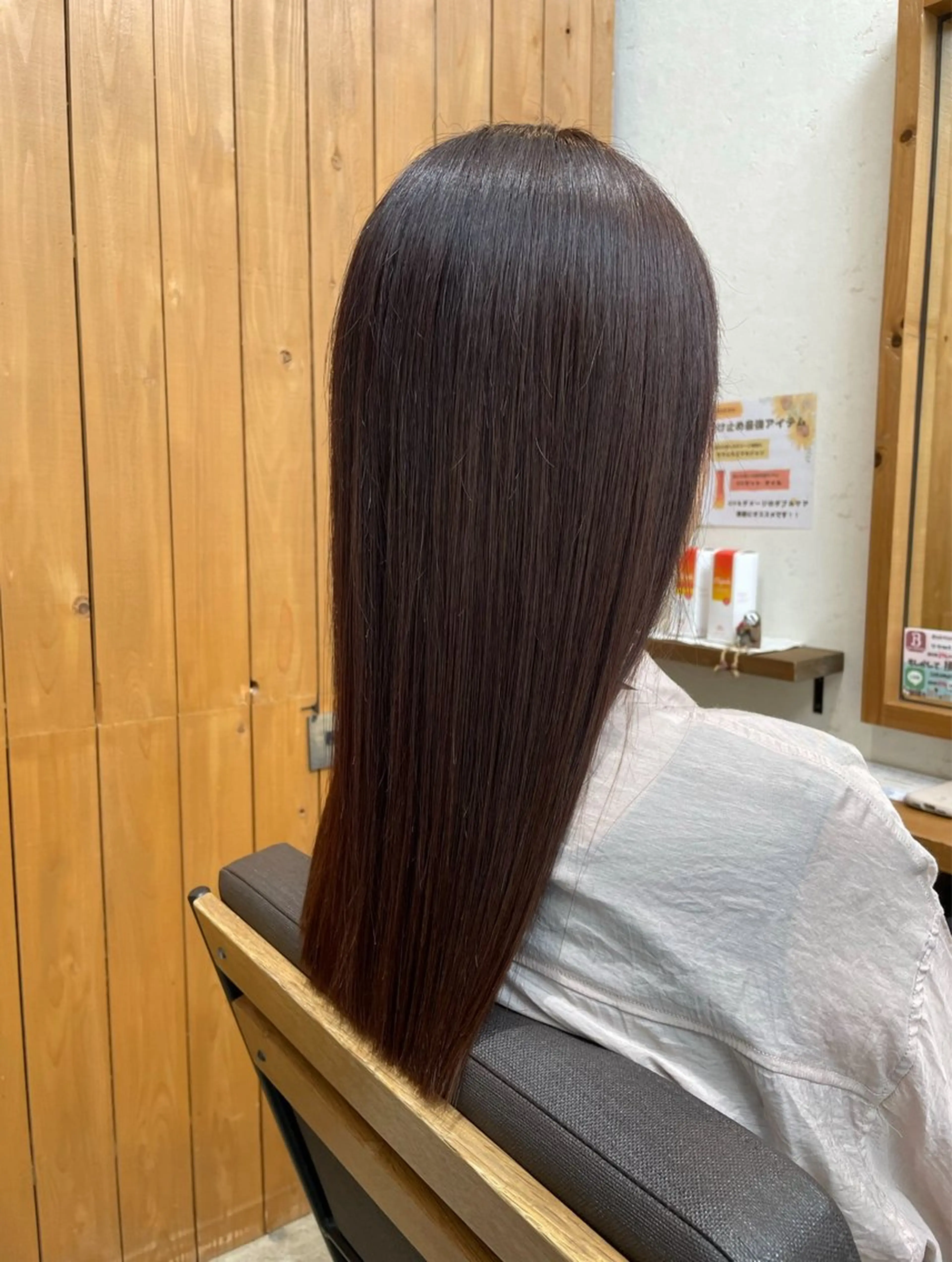 セミロング NARISA 《撮影モデル募集中》のヘアスタイル