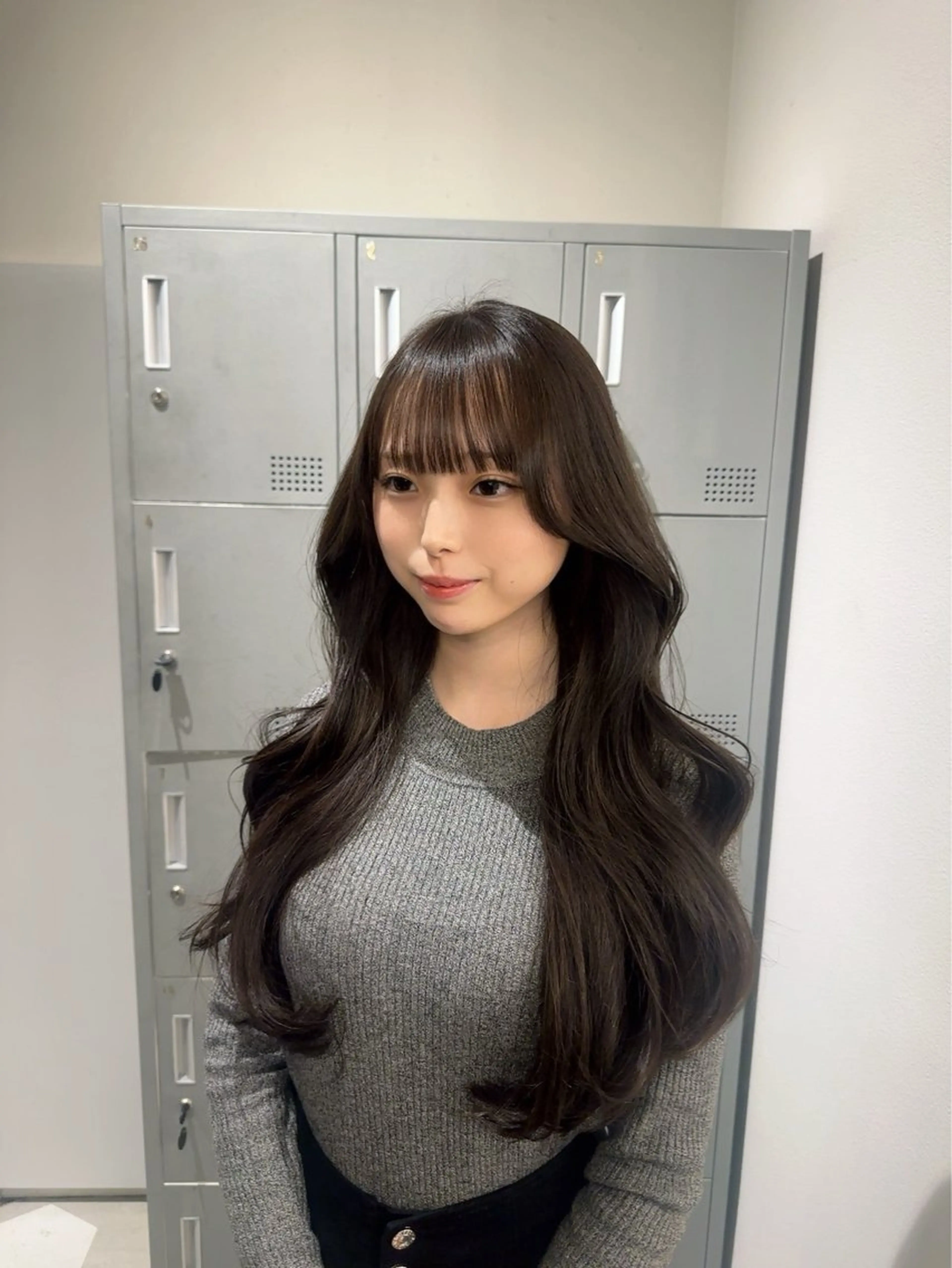 ロング 透明感カラー/レイ ヤーカット/KaHoのヘアスタイル