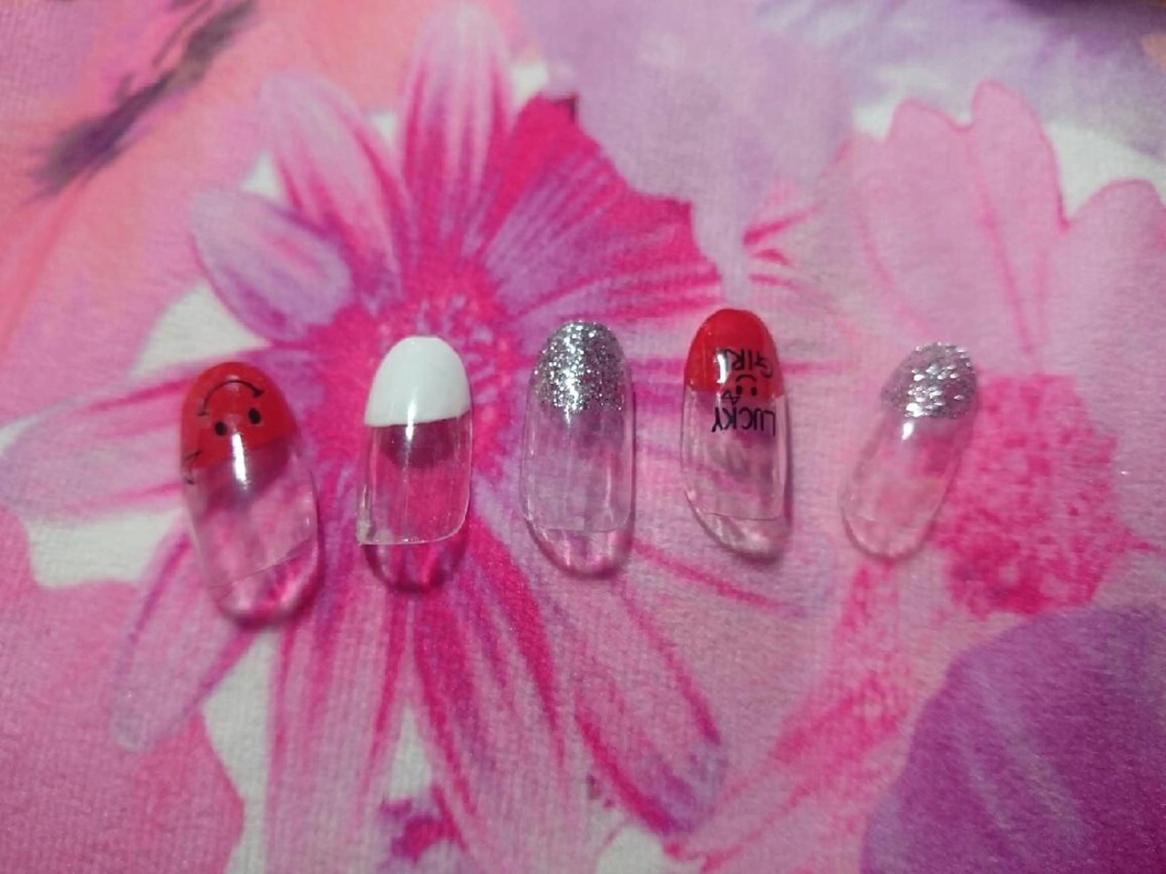 ネイル JEWEL nailのネイルデザイン