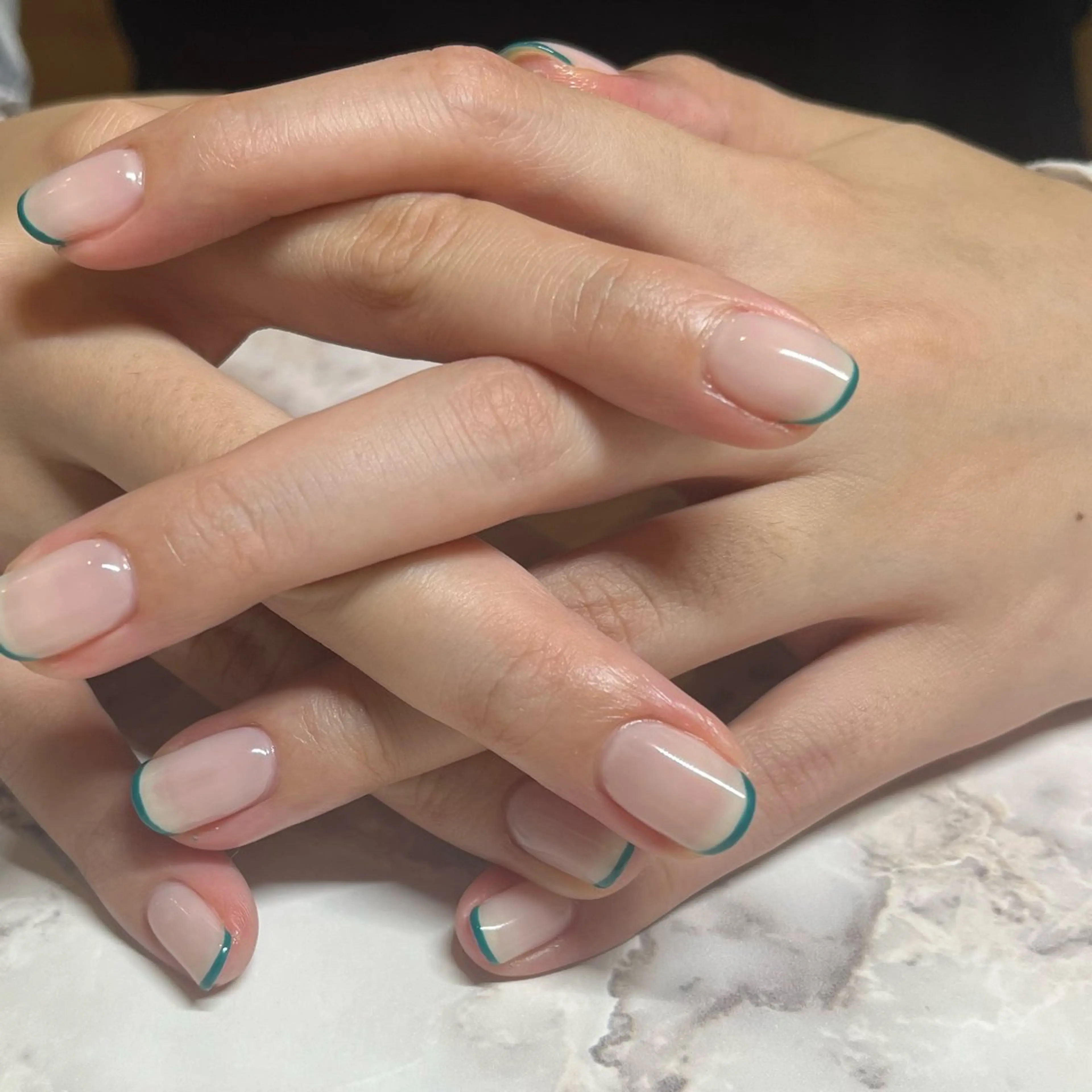 ネイル フレンチネイル ハンドネイル MORE-NAIL所属・Miki. MORE -NAILのネイルデザイン