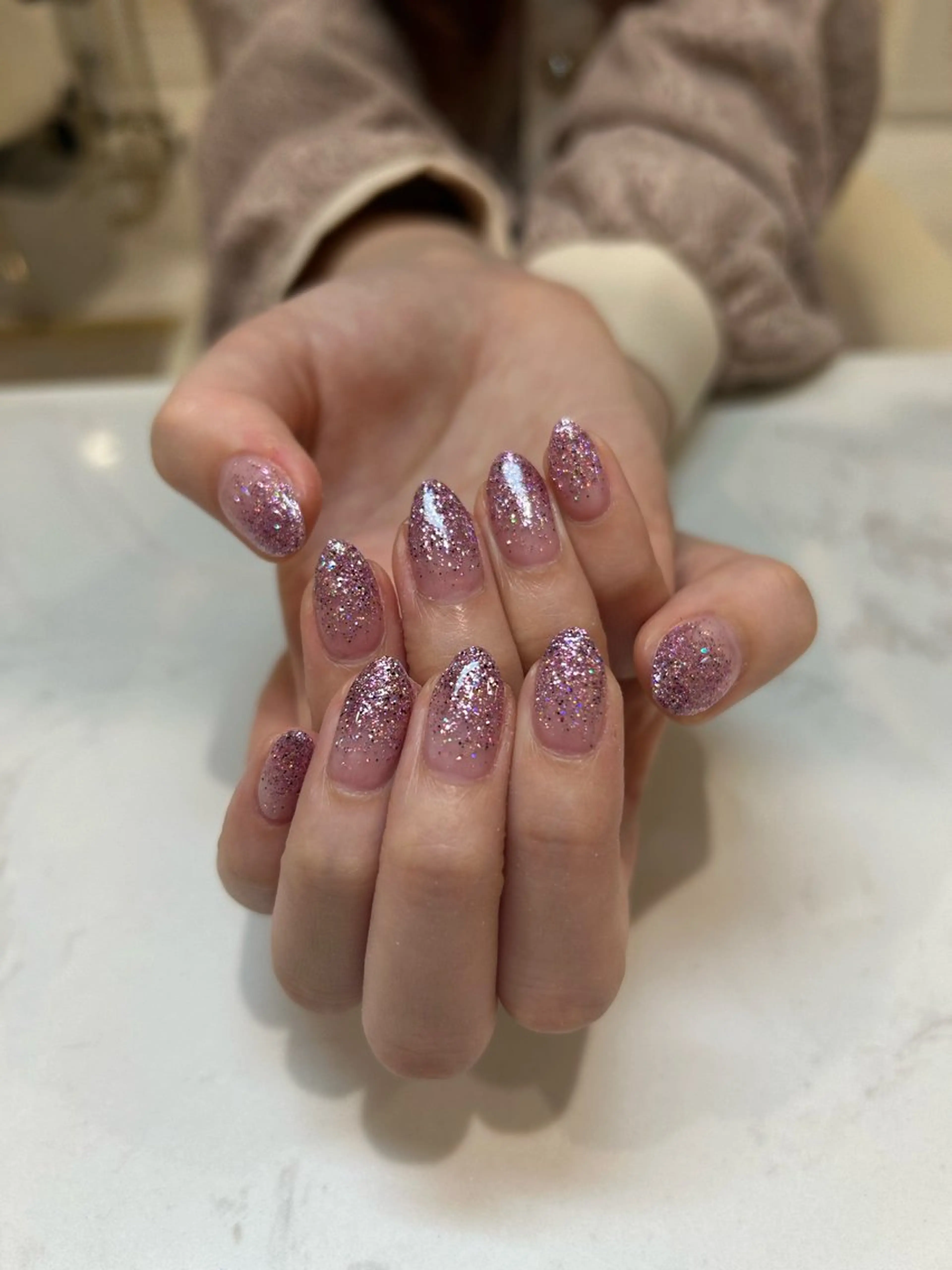 ネイル Raviy新宿店所属・やまだ ななせのネイルデザイン