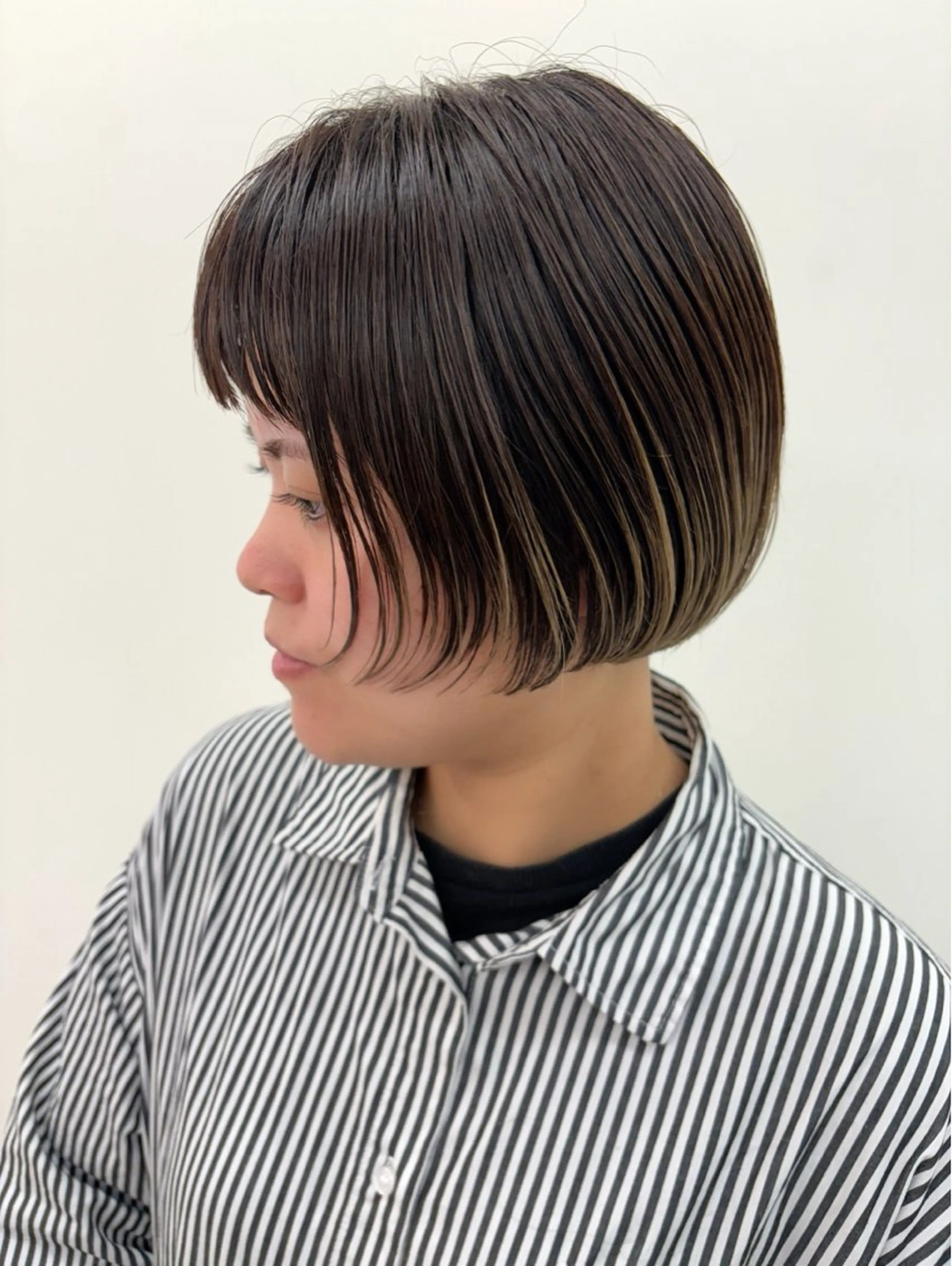 ショート ボブ レイヤーカット ROMMY.所属・🍎ナギサ/本厚木/ ボブ/ミディアム🤍のヘアスタイル