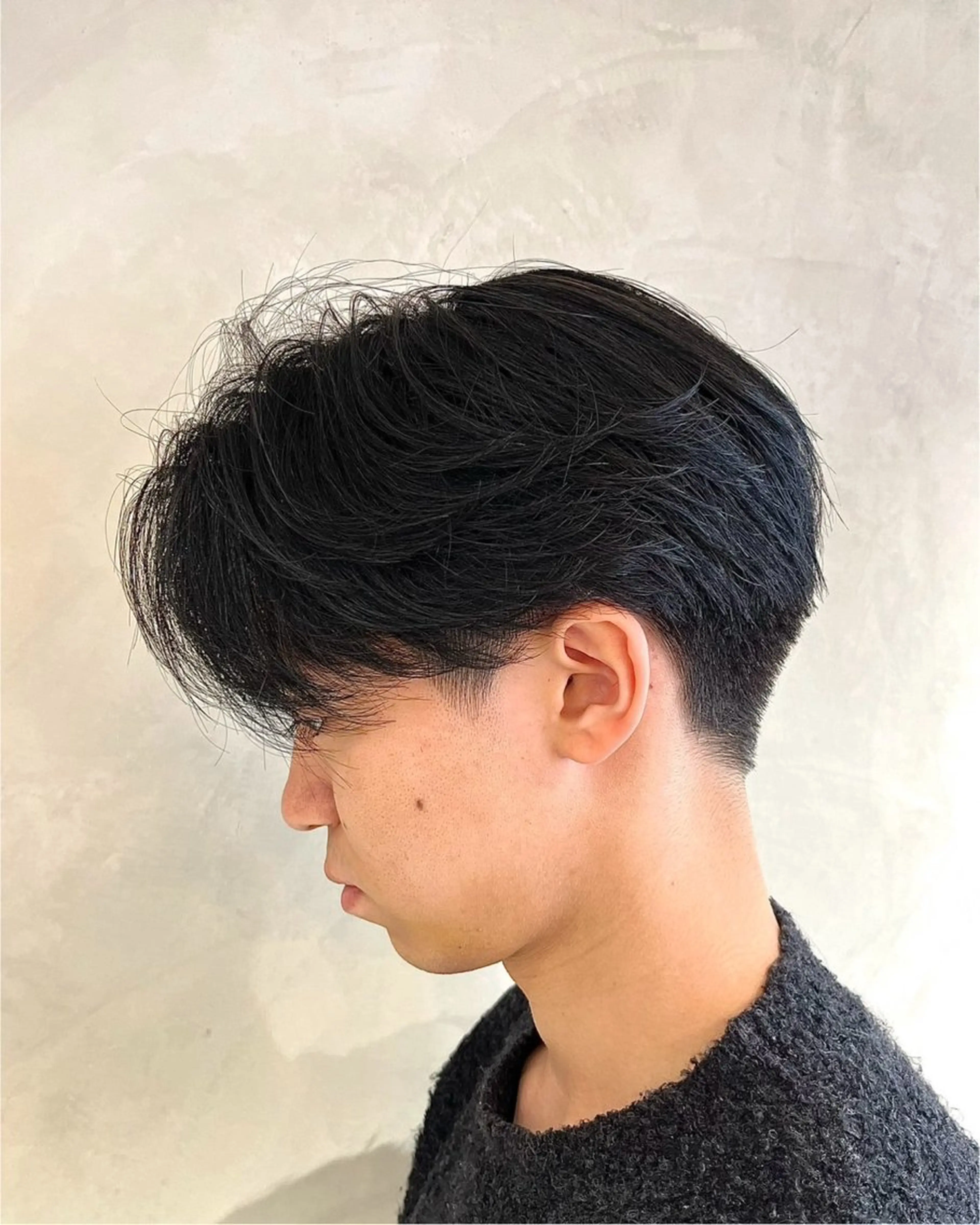 ショート メンズ センターパート /ニュアンスパーマのヘアスタイル