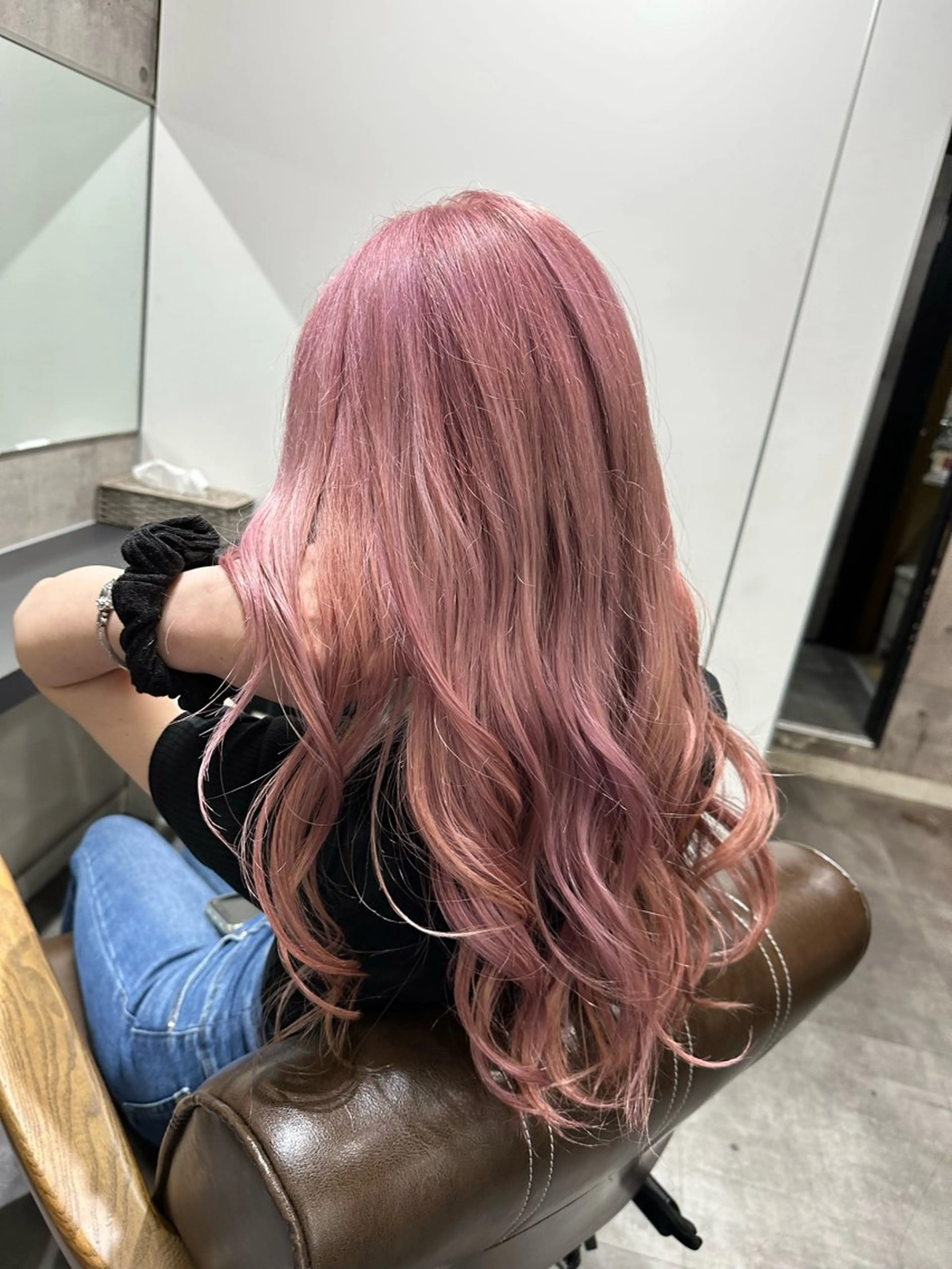 ロング カラー ヘアカラー トリートメント ヘアセット 難波ブリーチカラー 伊藤洋輝のヘアスタイル