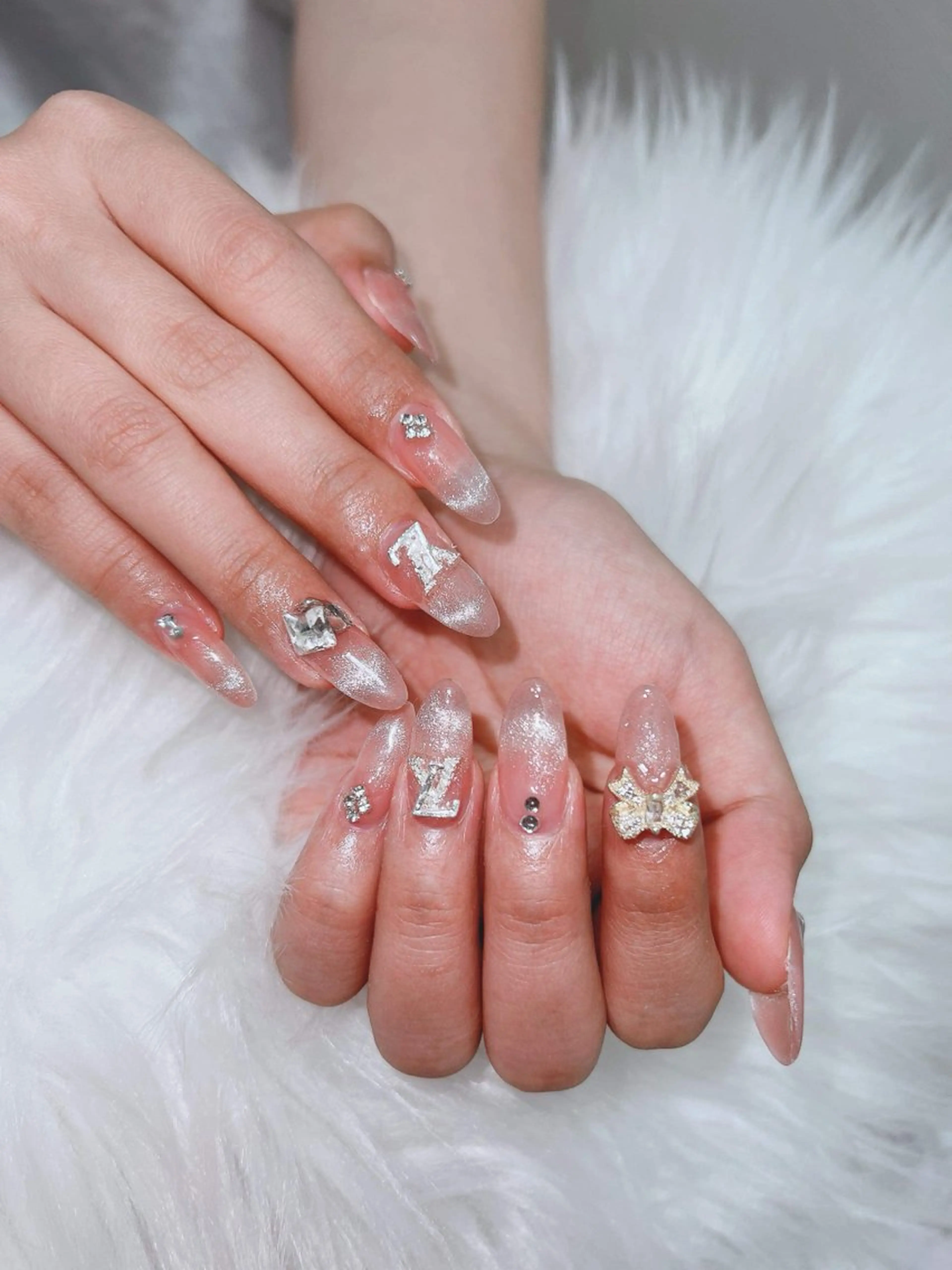 ネイル 長さ出し マグネットネイル ミラーネイル ネイルチップ 冬ネイル Lee Nails チップ長さだし専門店のネイルデザイン