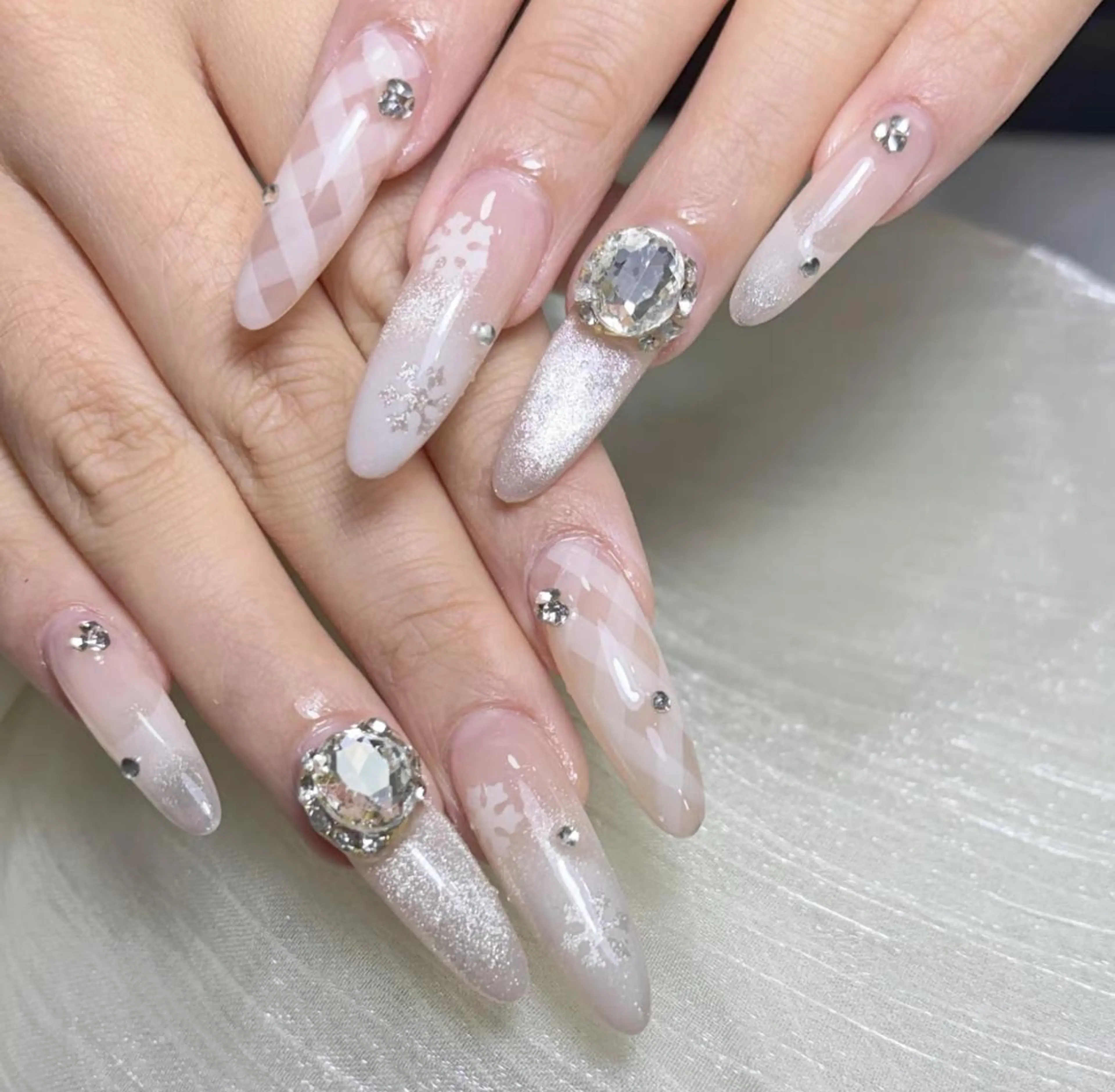 ネイル ハンドネイル 💫 Tsuki_Nailのネイルデザイン