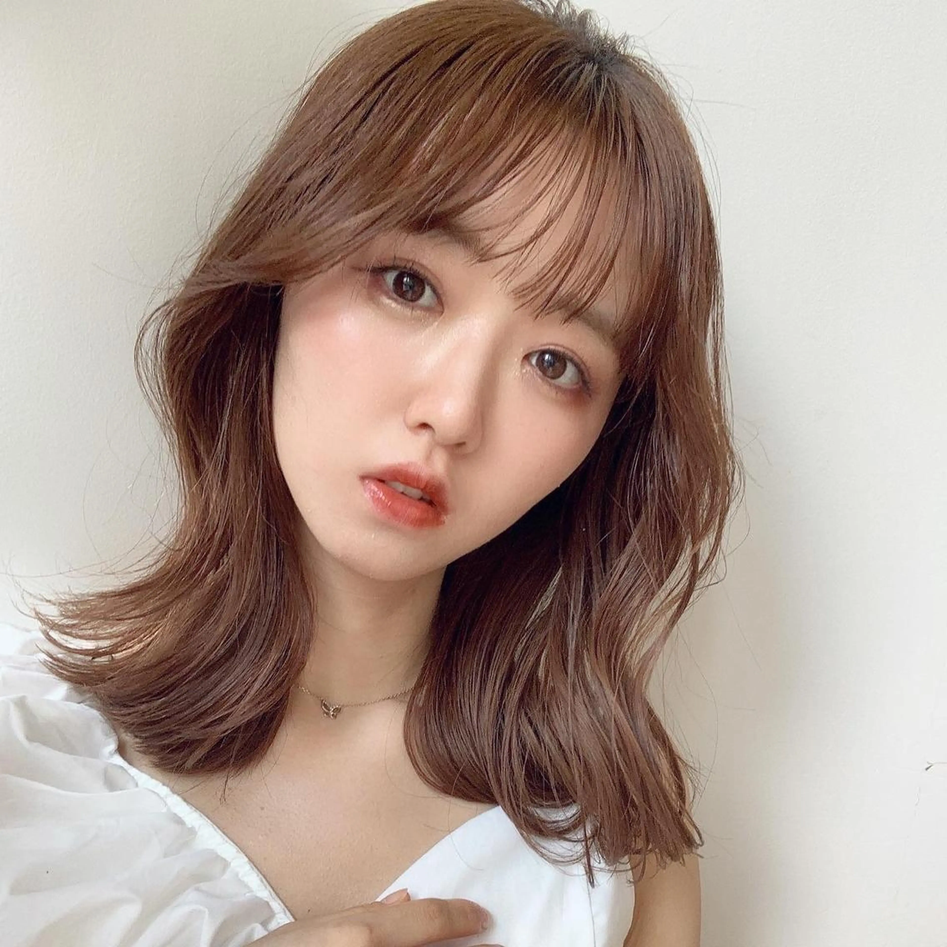 ミディアム レイヤー専門家 ダブルカラー修のヘアスタイル