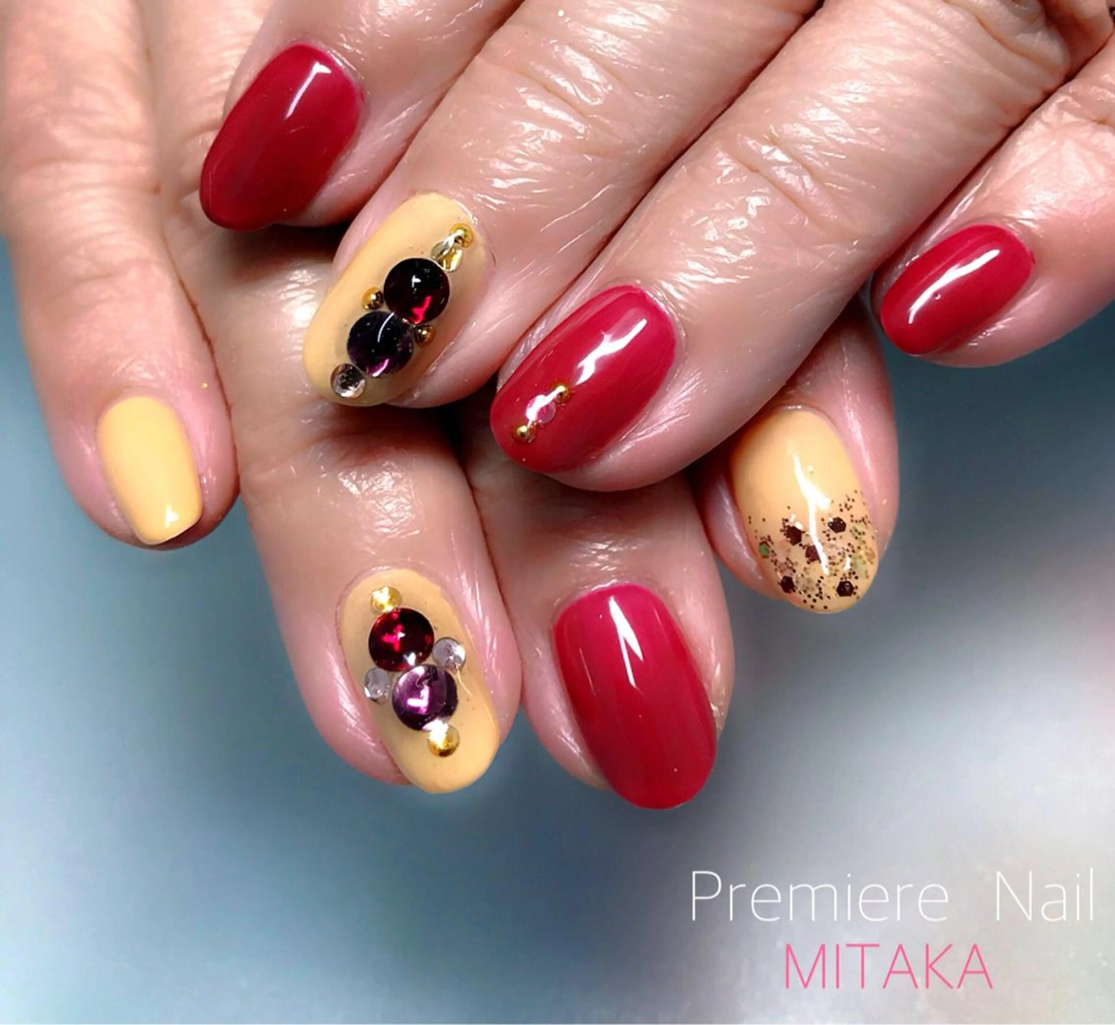 ネイル ボルドー 黄色 Premiere Nail商店街店のネイルデザイン