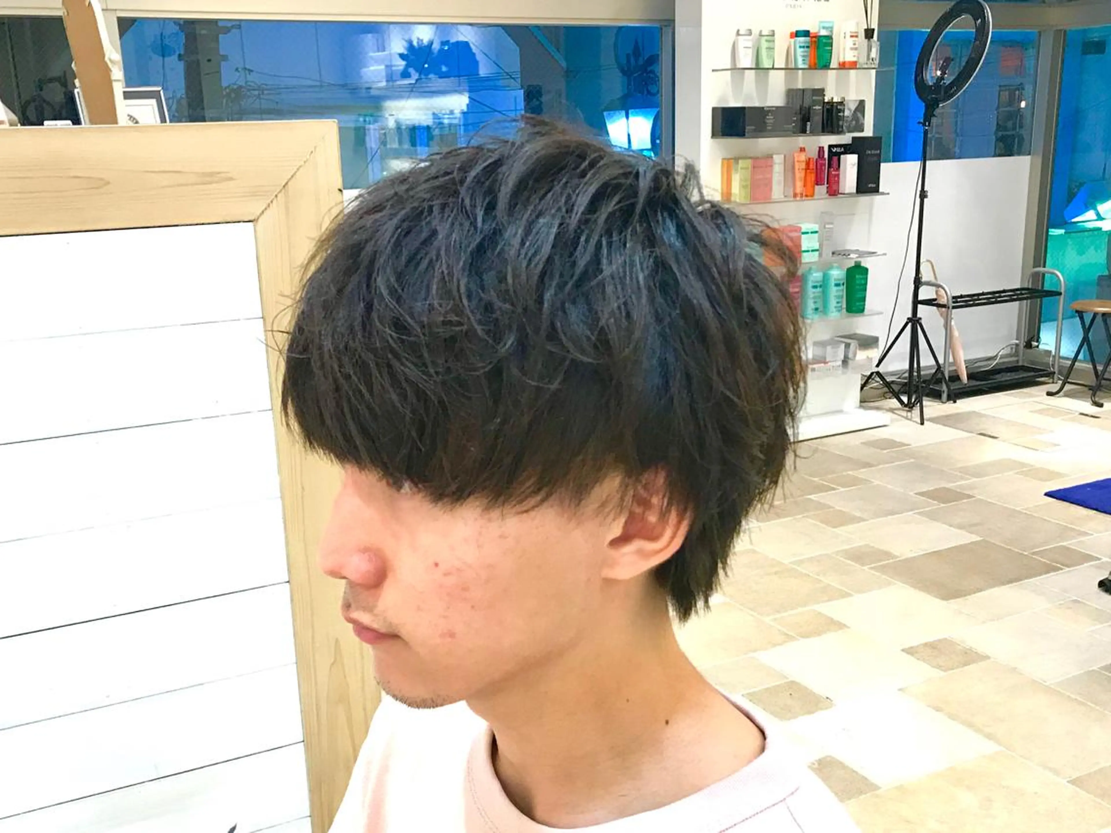 メンズ マッシュ メンズウルフカット ウルフカット 東梅田エリアカラー ヘアセットNo. 1のヘアスタイル