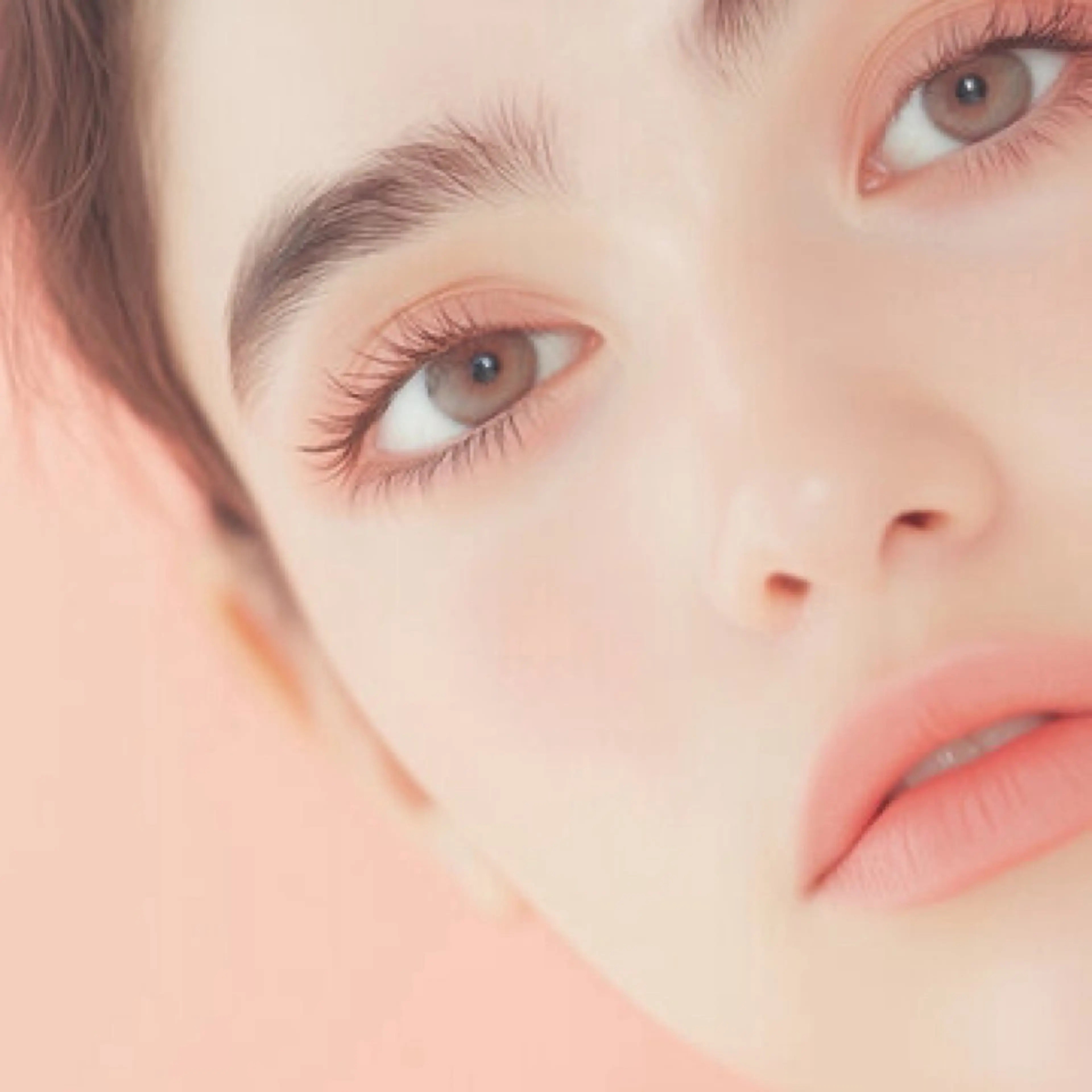 【フラットラッシュ100本】🩷人気No.1/束感仕上げ可能◎/コーティング美容液仕上げ/トリートメント効果⟡.·の写真