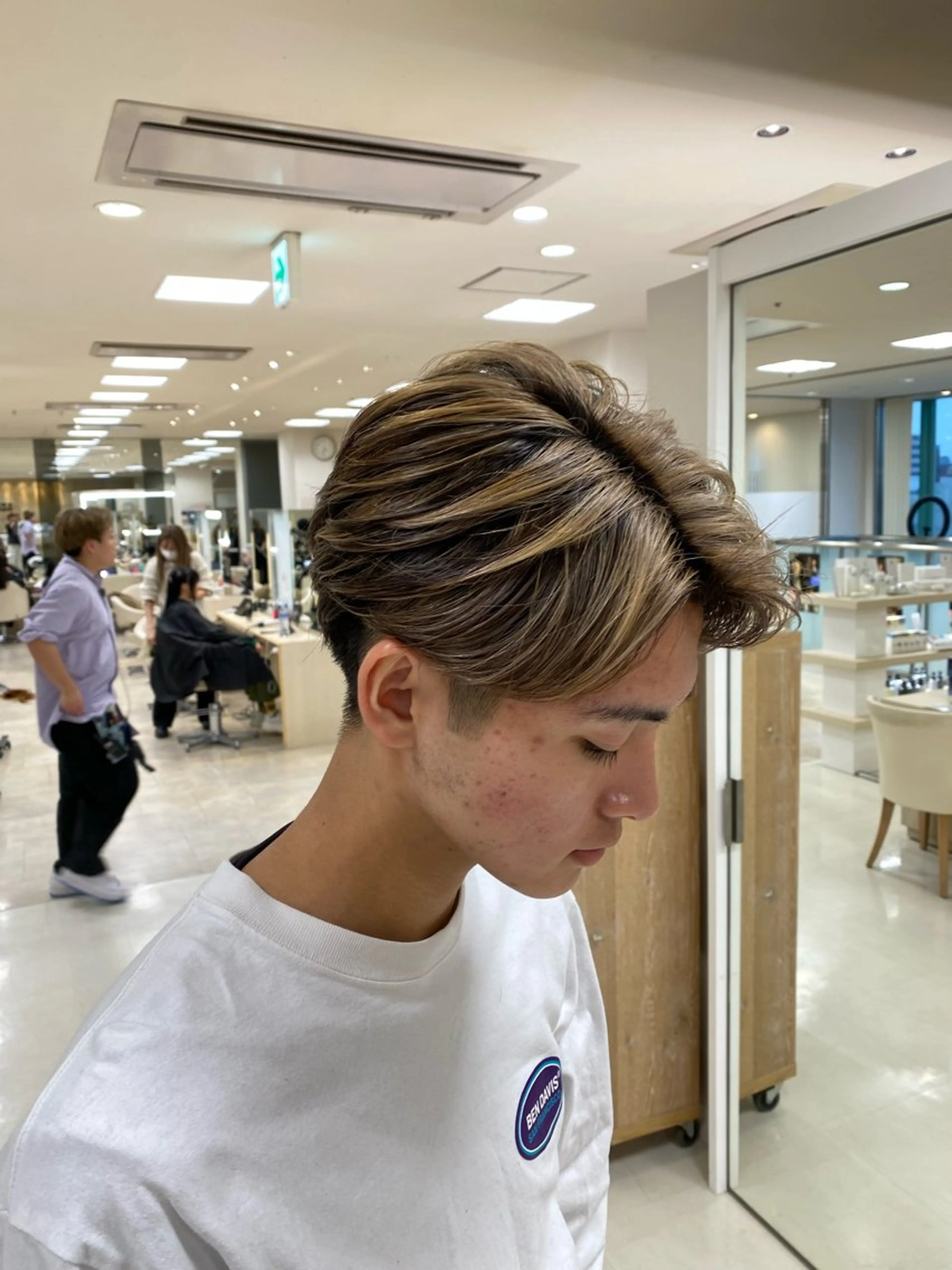 ショート カラー メンズ カット ヘアカラー トリートメント 湘南/メンズパーマ/ ハイライト/ユチカのヘアスタイル