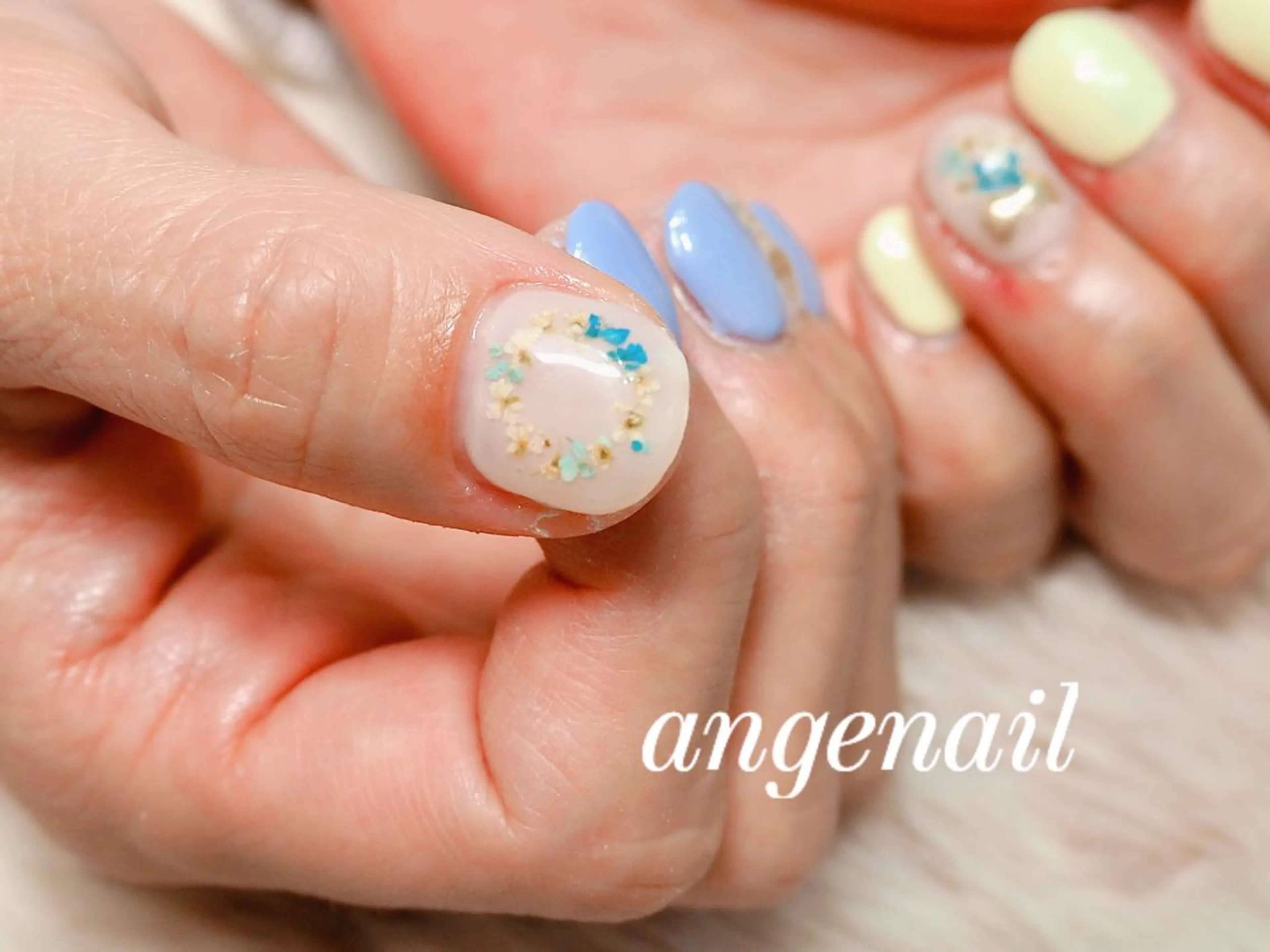 ネイル ハンドネイル オーナーネイリスト MAKIのネイルデザイン