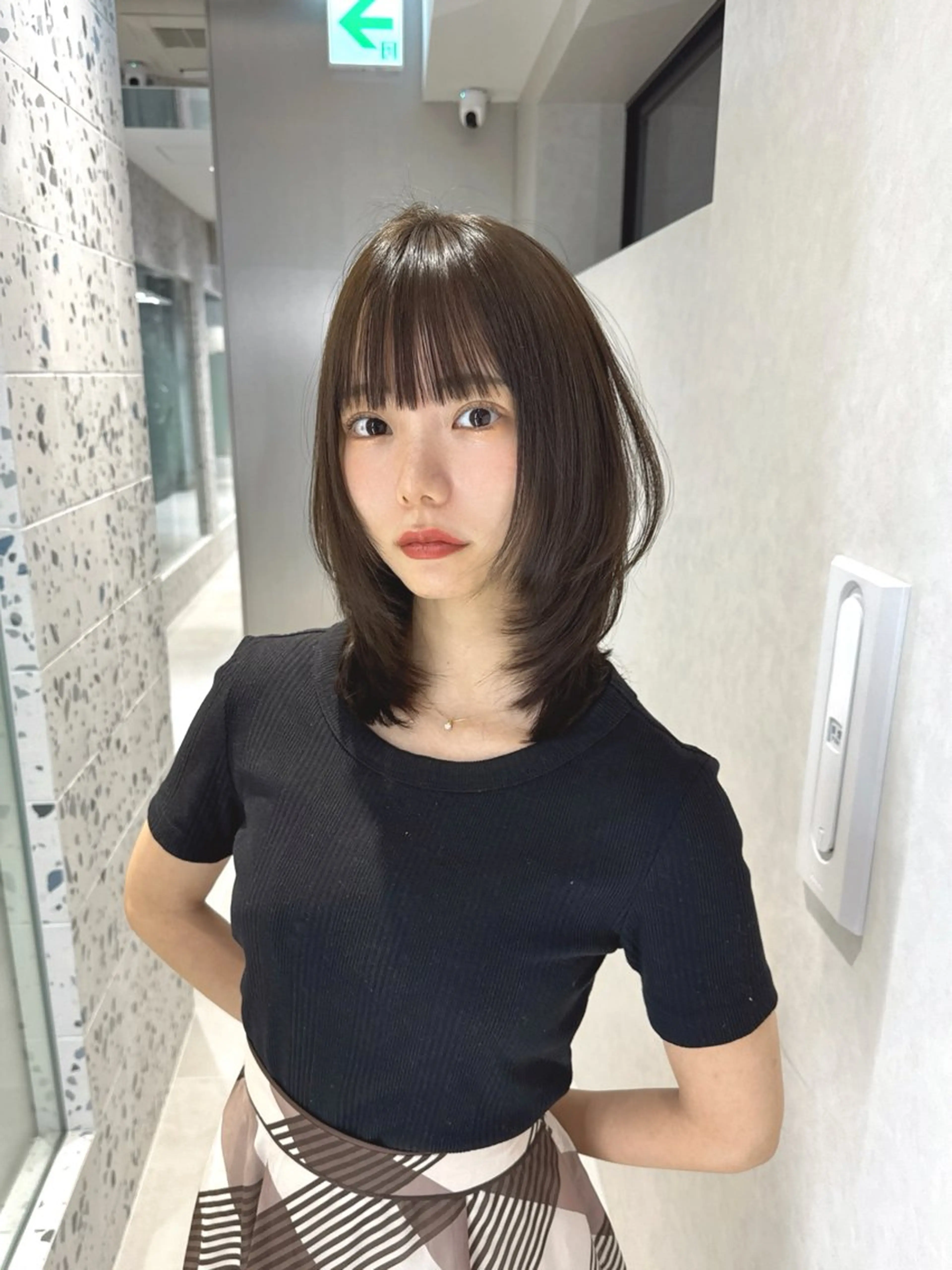 【新規】前髪・顔周りカット+ 透明感ケアカラー +3stepカラーケアトリートメントの写真