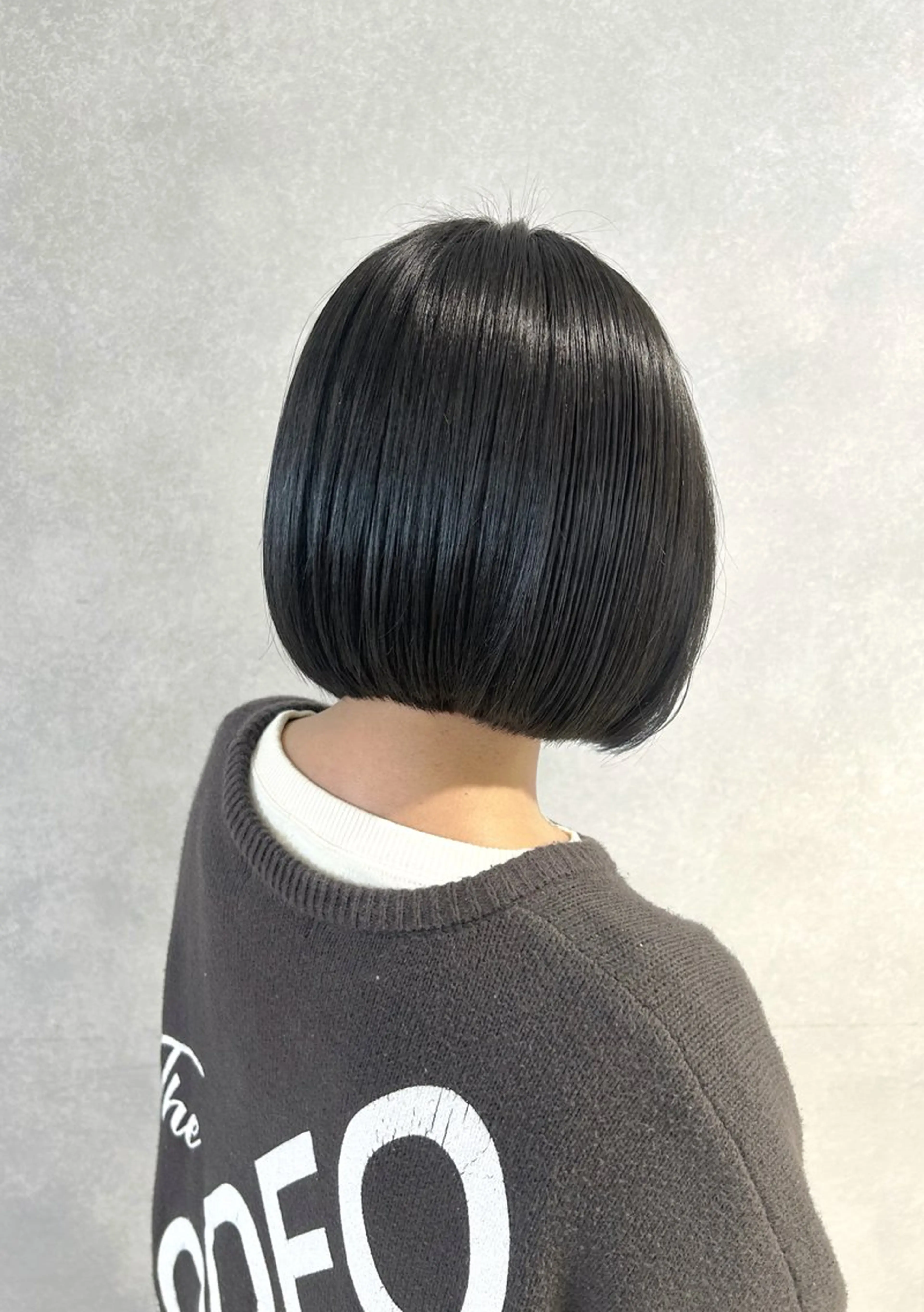 ショート カラー グレージュ ボブ 山田 守のヘアスタイル