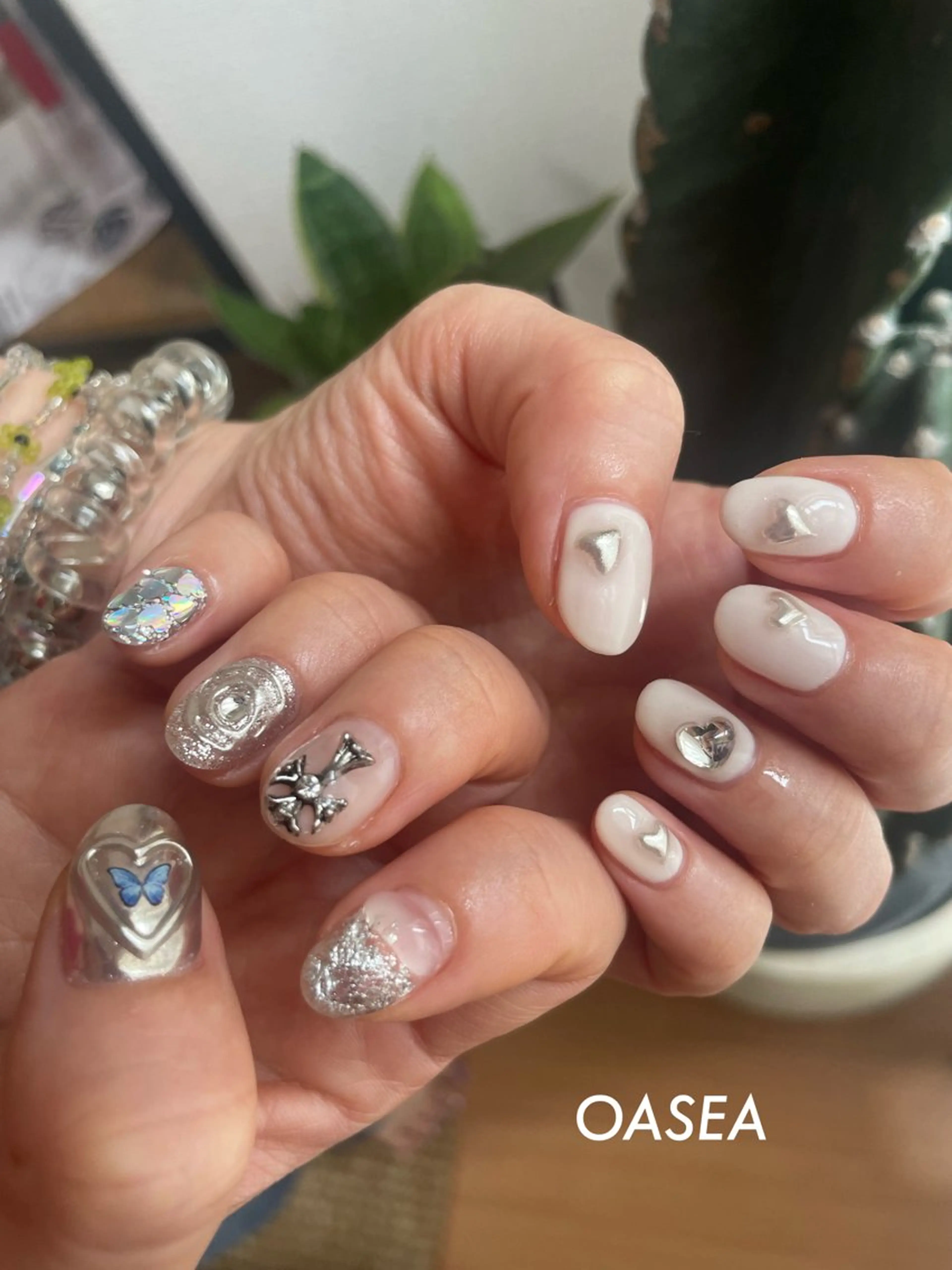 ネイル ハンドネイル 🌞💜 KAORI 🌴のネイルデザイン