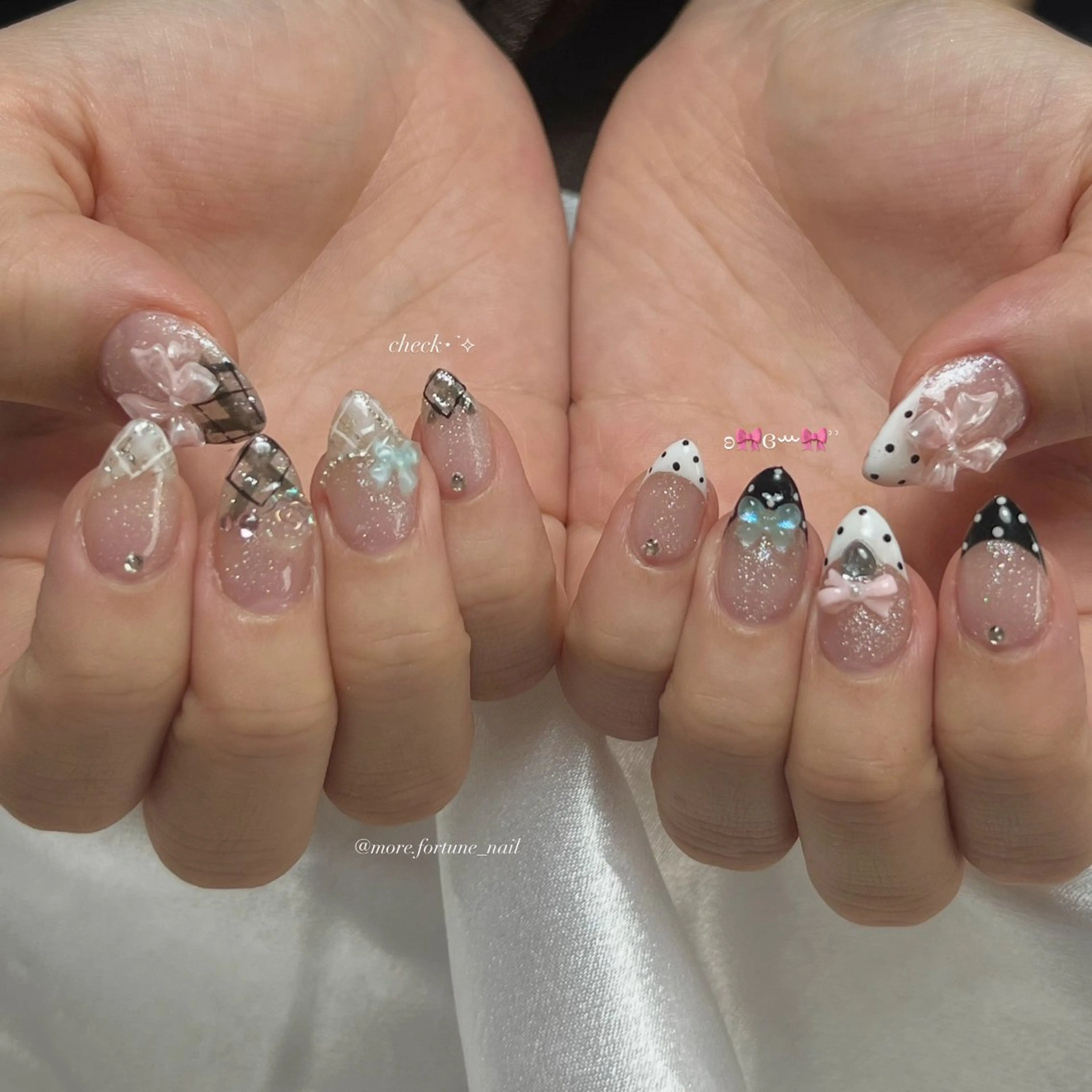 ネイル more fortuneのネイルデザイン
