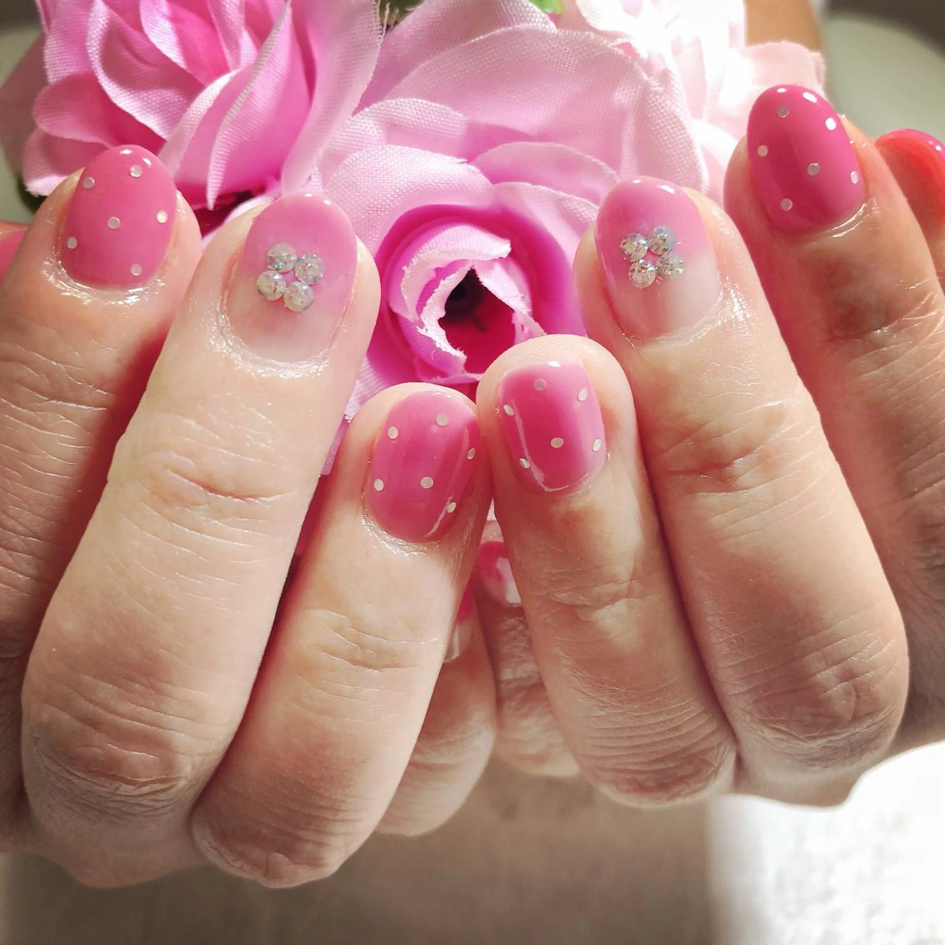 ネイル ハンドネイル フットネイル Lokahi NAILのネイルデザイン