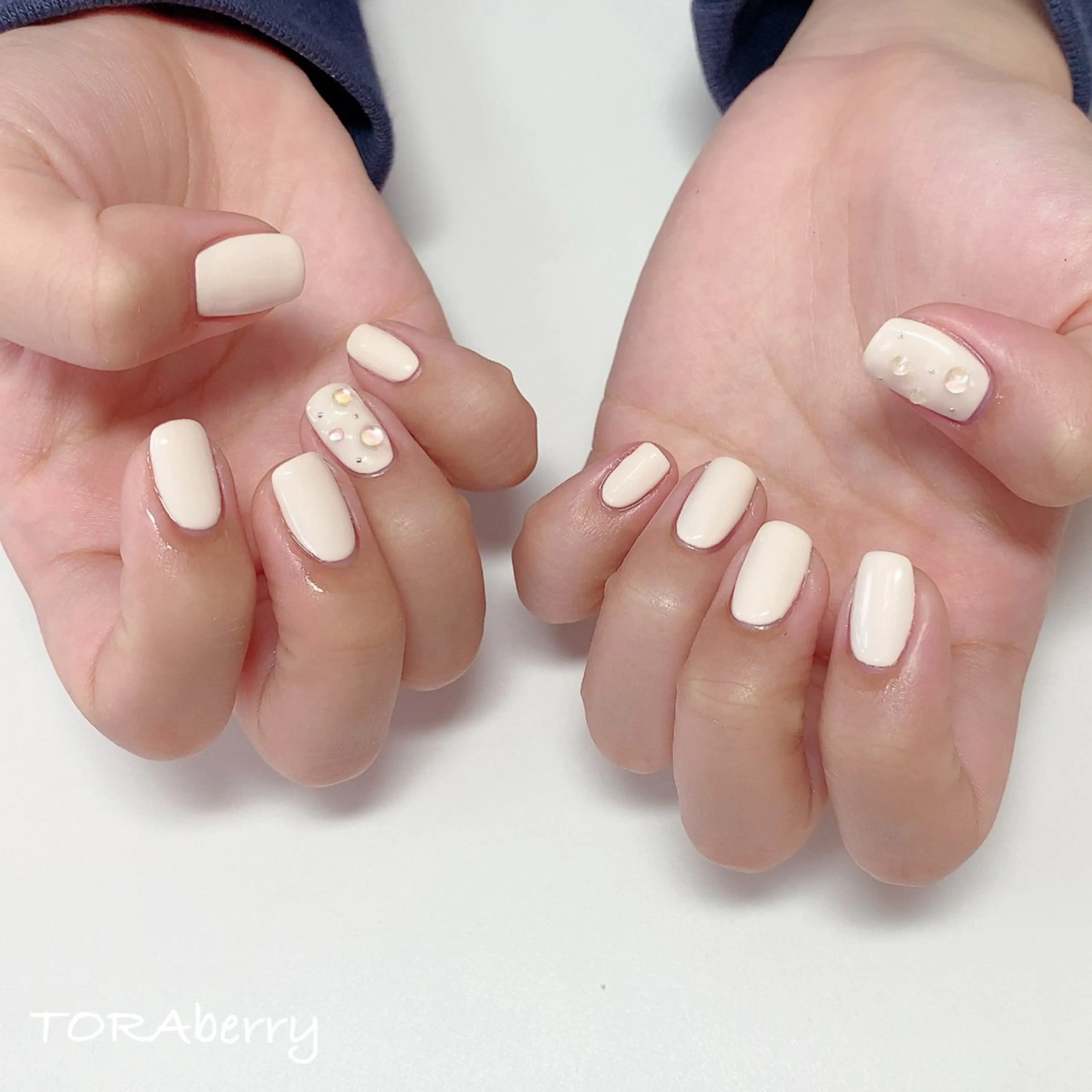 ネイル ハンドネイル ネイリスト なつみのネイルデザイン